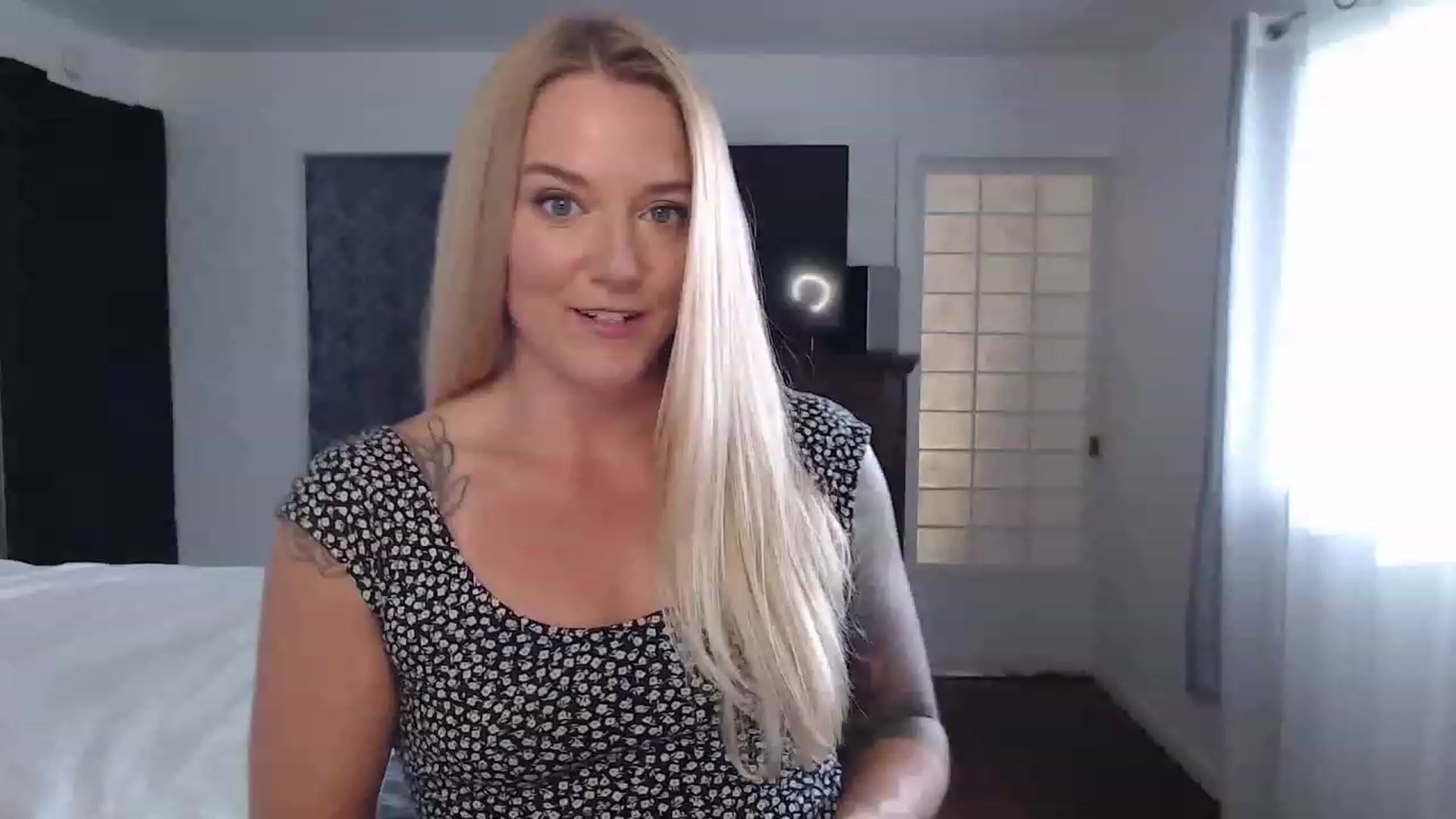 Gallery image thumbnail from Abbie_Hoffman's myfreecams stream on, 12/09/2023, 01:26 image 2 of 20