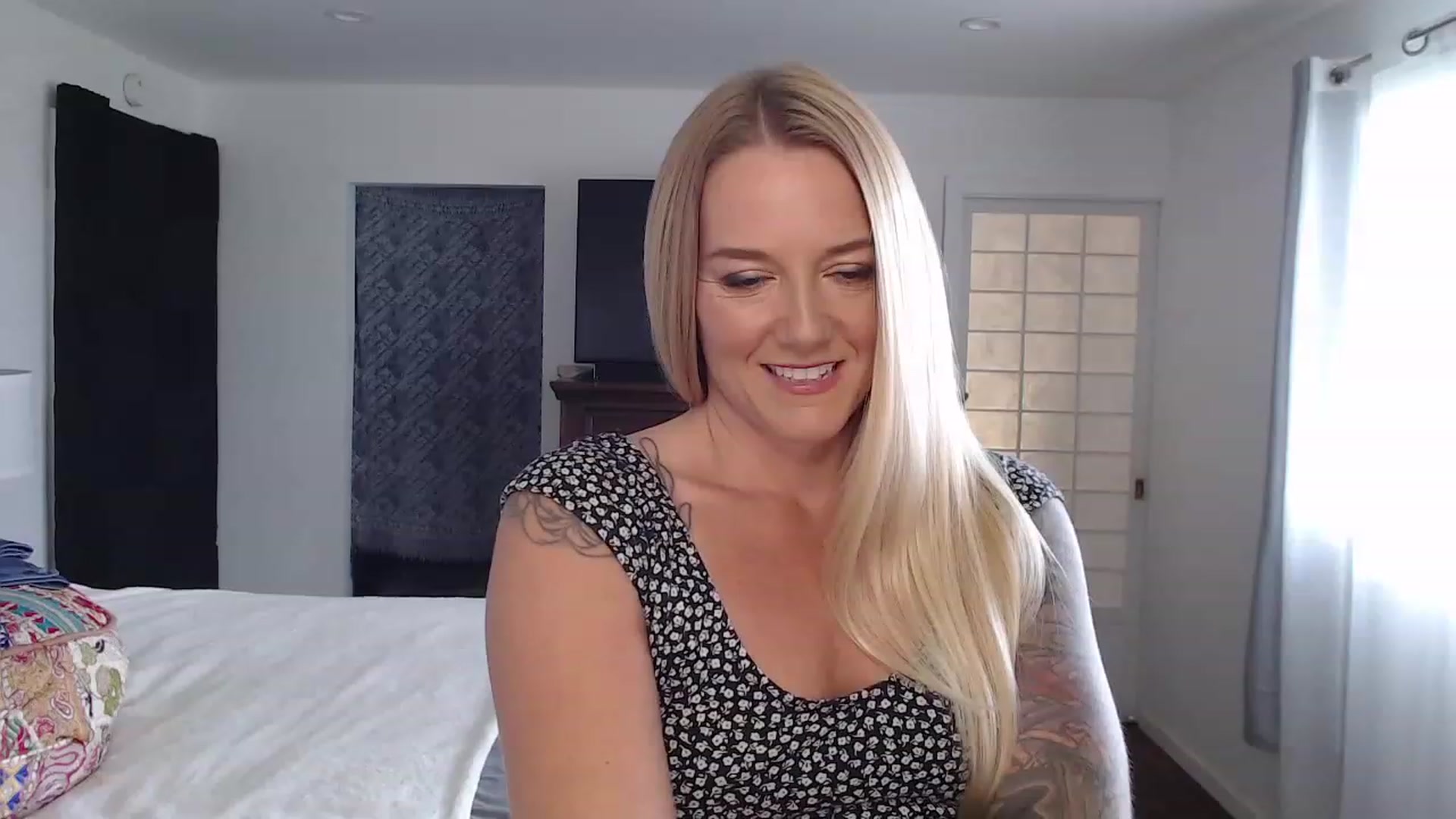 Gallery image thumbnail from Abbie_Hoffman's myfreecams stream on, 12/09/2023, 01:26 image 20 of 20