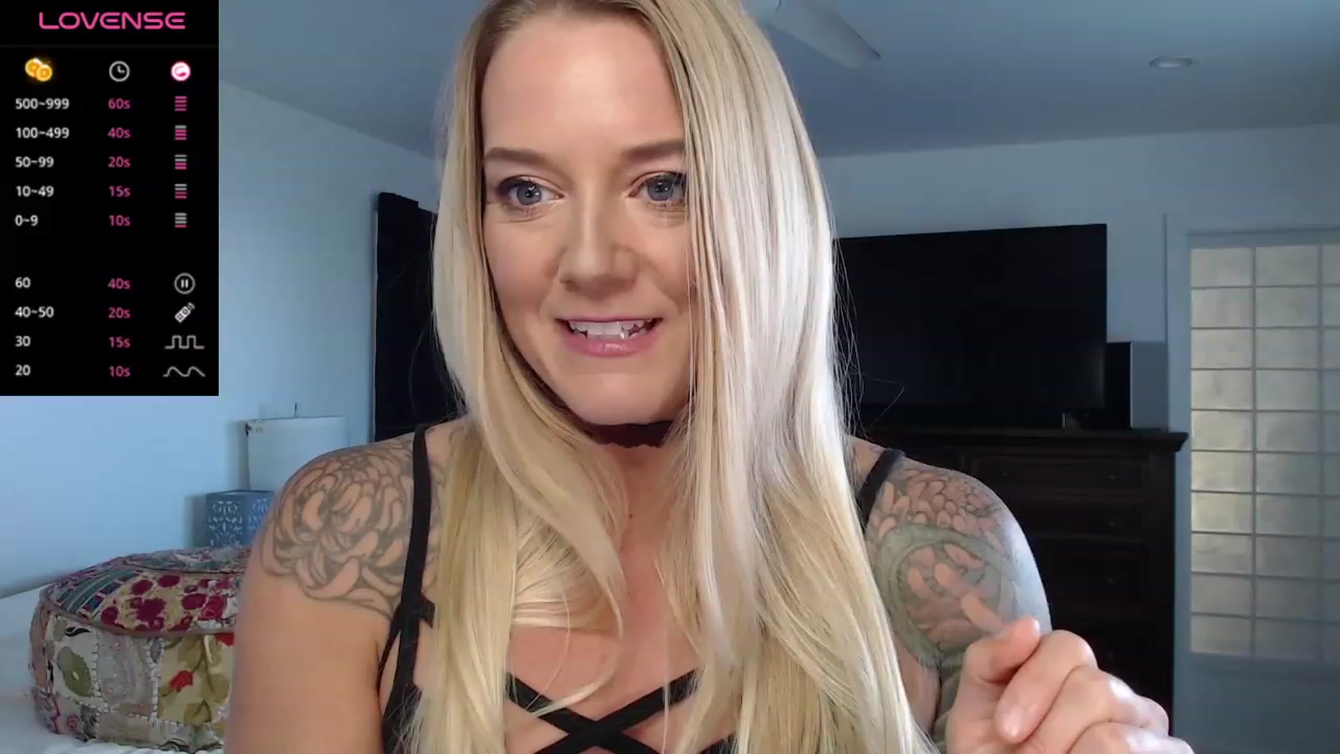 Gallery image thumbnail from Abbie_Hoffman's myfreecams stream on, 12/14/2023, 01:13 image 14 of 20