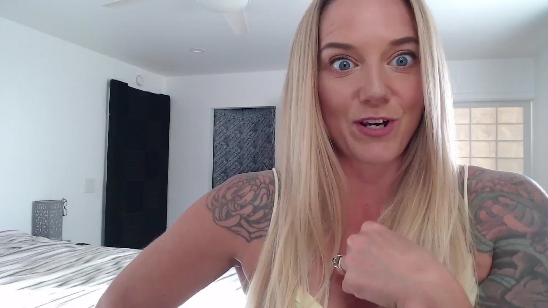 Gallery image thumbnail from Abbie_Hoffman's myfreecams stream on, 01/24/2024, 03:29 image 14 of 20