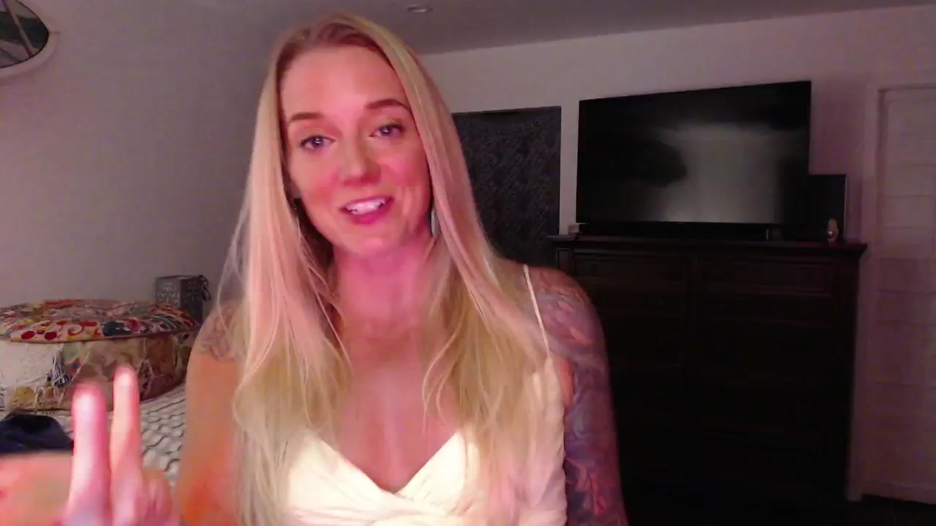 Gallery image thumbnail from Abbie_Hoffman's myfreecams stream on, 01/24/2024, 06:39 image 6 of 20