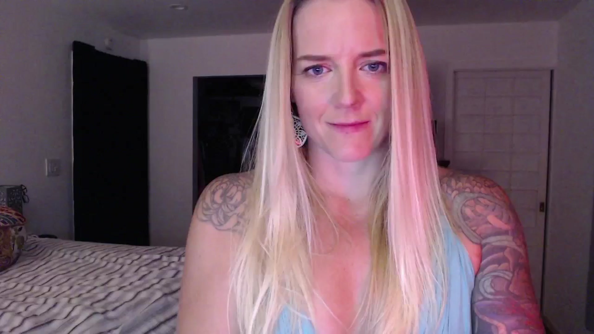 Gallery image thumbnail from Abbie_Hoffman's myfreecams stream on, 01/24/2024, 06:39 image 19 of 20