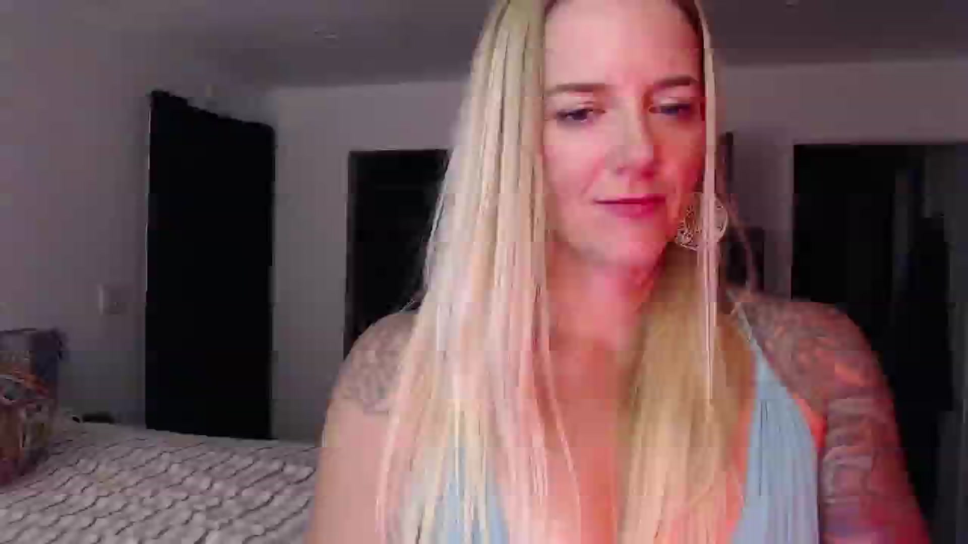 Gallery image thumbnail from Abbie_Hoffman's myfreecams stream on, 01/24/2024, 08:09 image 7 of 20