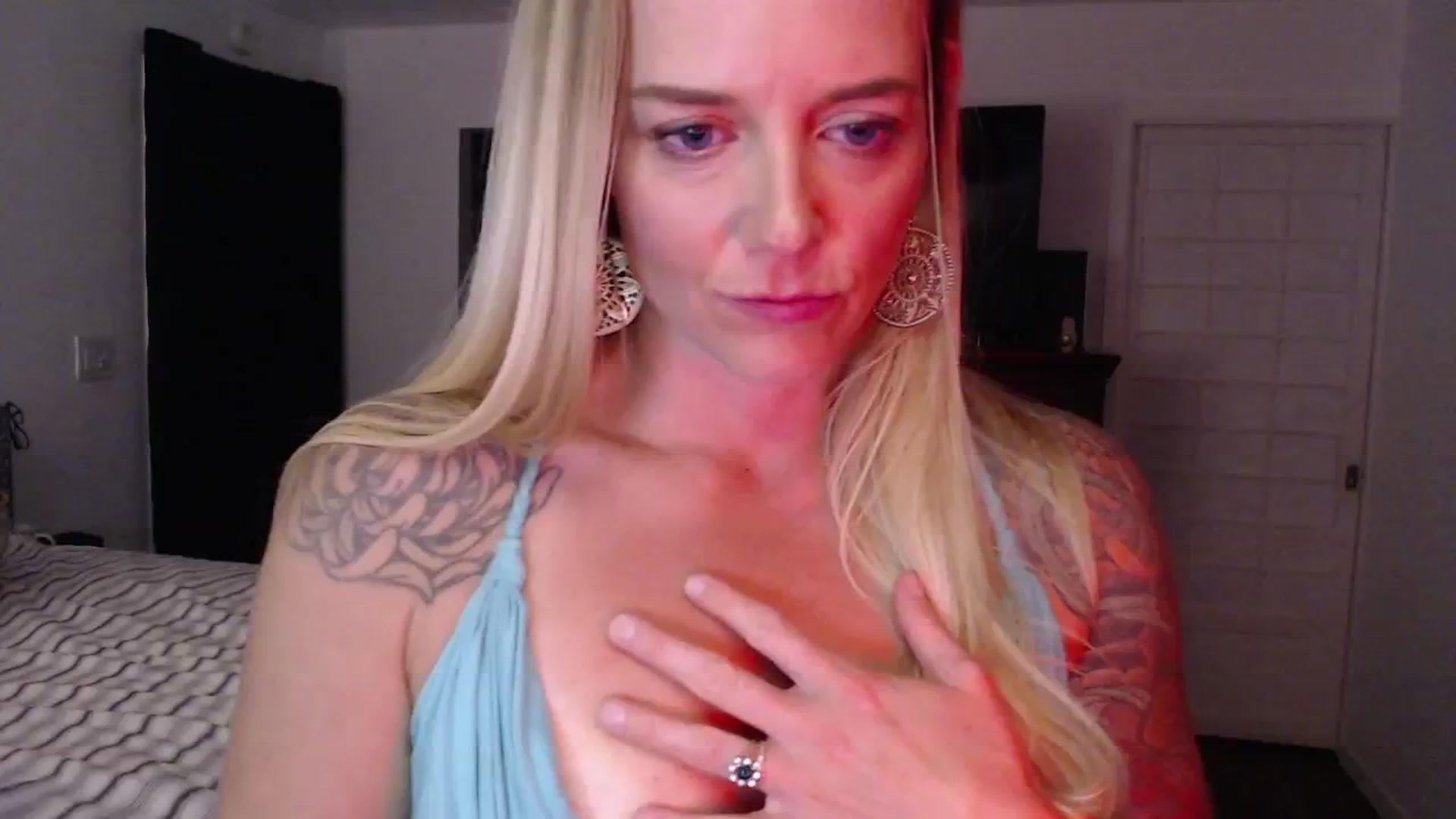 Gallery image thumbnail from Abbie_Hoffman's myfreecams stream on, 01/24/2024, 08:09 image 19 of 20