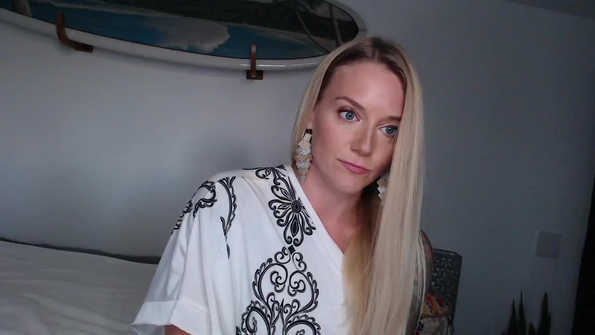 Gallery image thumbnail from Abbie_Hoffman's myfreecams stream on, 03/07/2024, 04:47 image 10 of 20