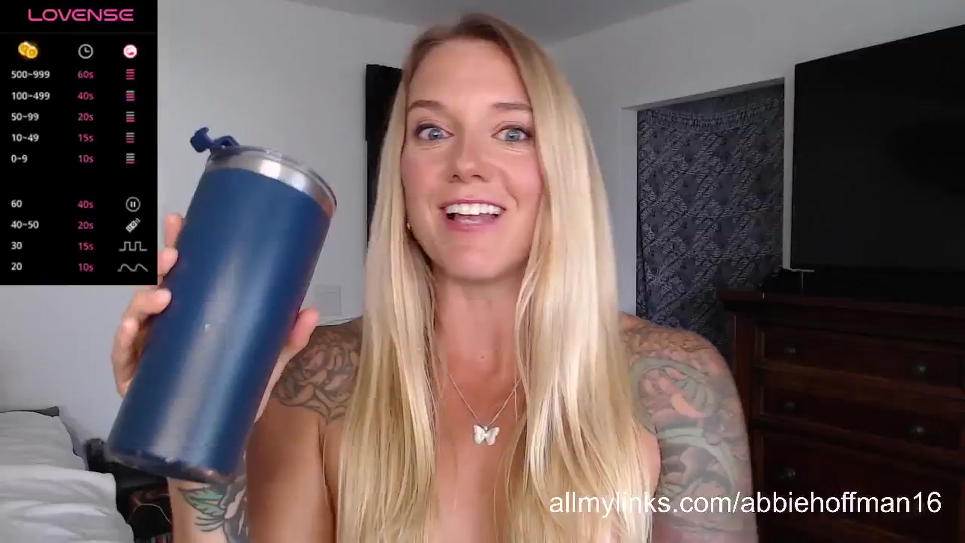 Gallery image thumbnail from Abbie_Hoffman's myfreecams stream on, 05/14/2024, 02:17 image 15 of 20
