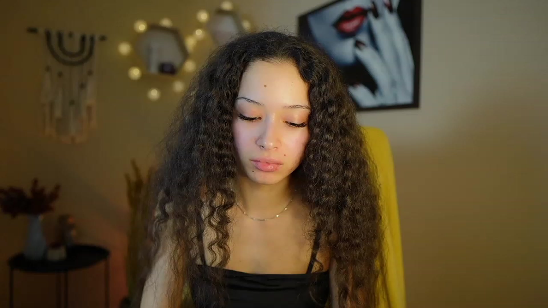 Gallery image thumbnail from Abbie_Maley18's myfreecams stream on, 01/07/2024, 15:22 image 18 of 20