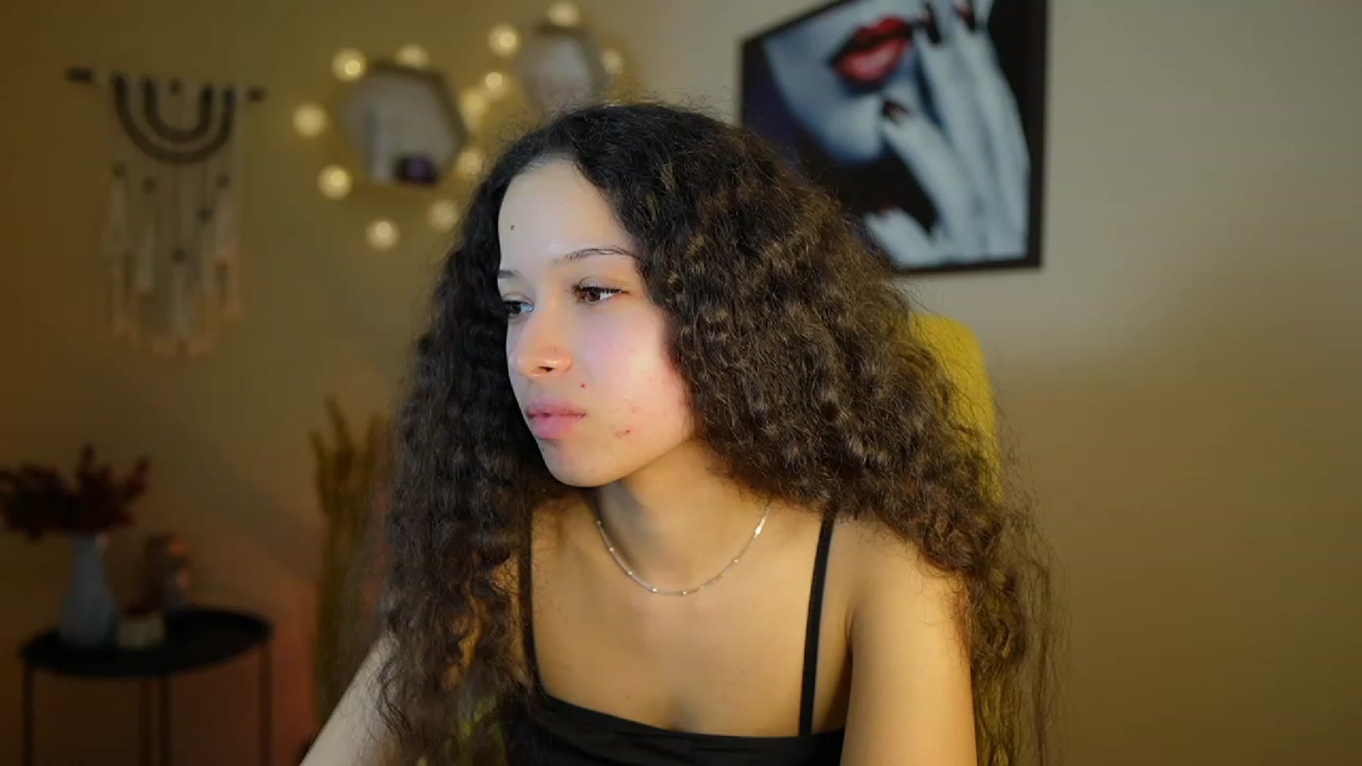 Gallery image thumbnail from Abbie_Maley18's myfreecams stream on, 01/07/2024, 15:22 image 16 of 20
