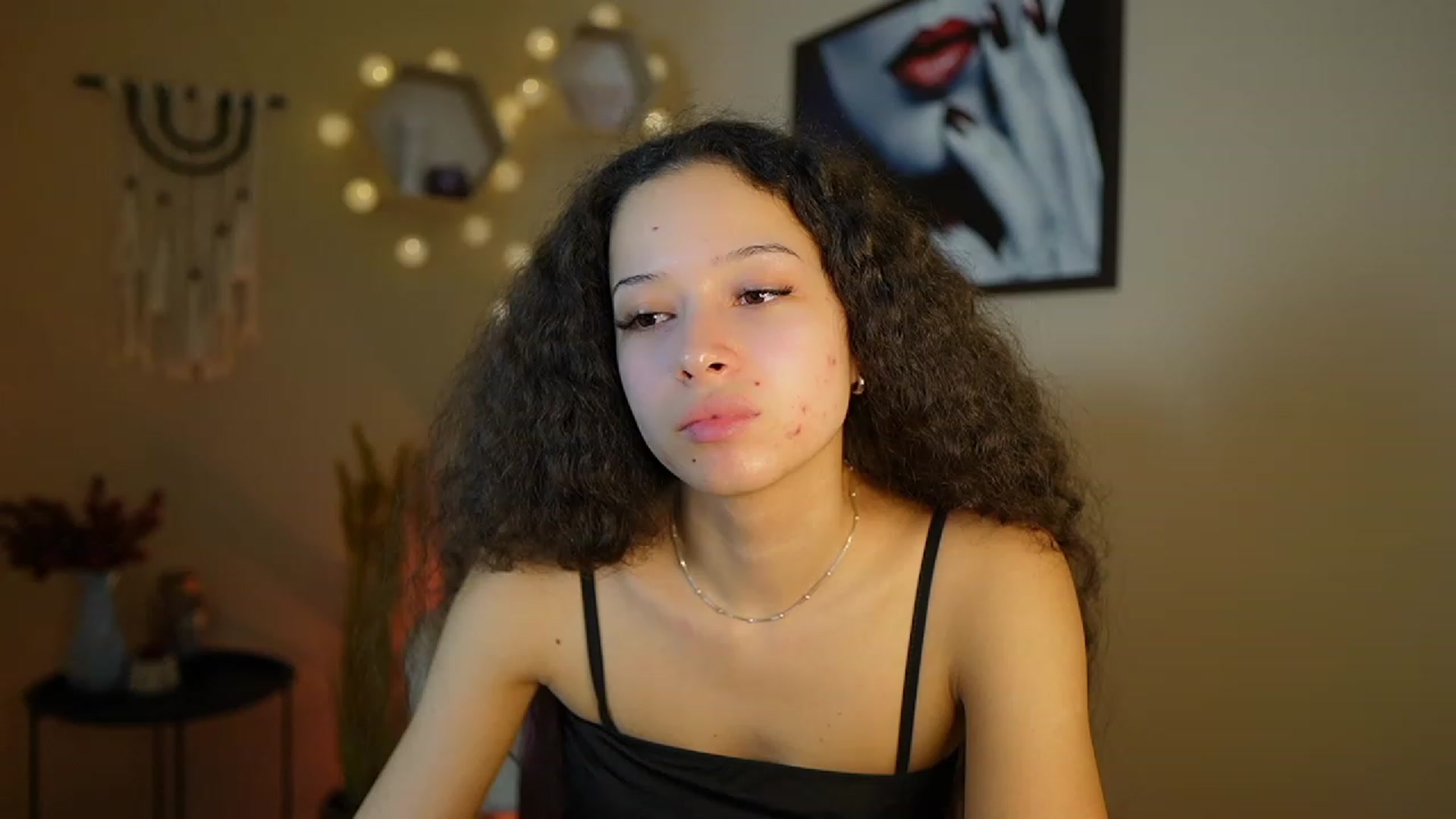 Gallery image thumbnail from Abbie_Maley18's myfreecams stream on, 01/07/2024, 18:20 image 8 of 20