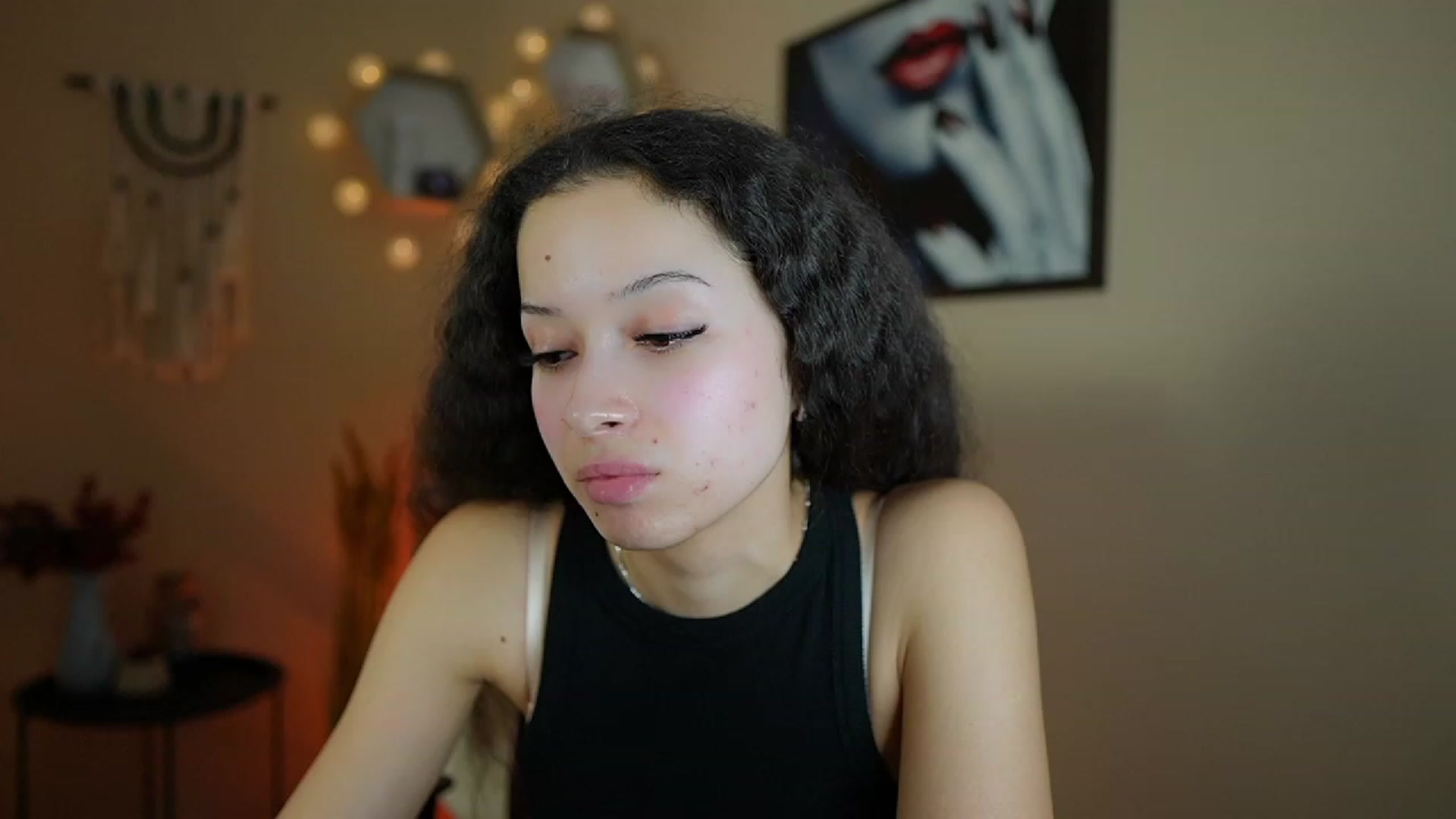 Gallery image thumbnail from Abbie_Maley18's myfreecams stream on, 01/08/2024, 19:12 image 13 of 20