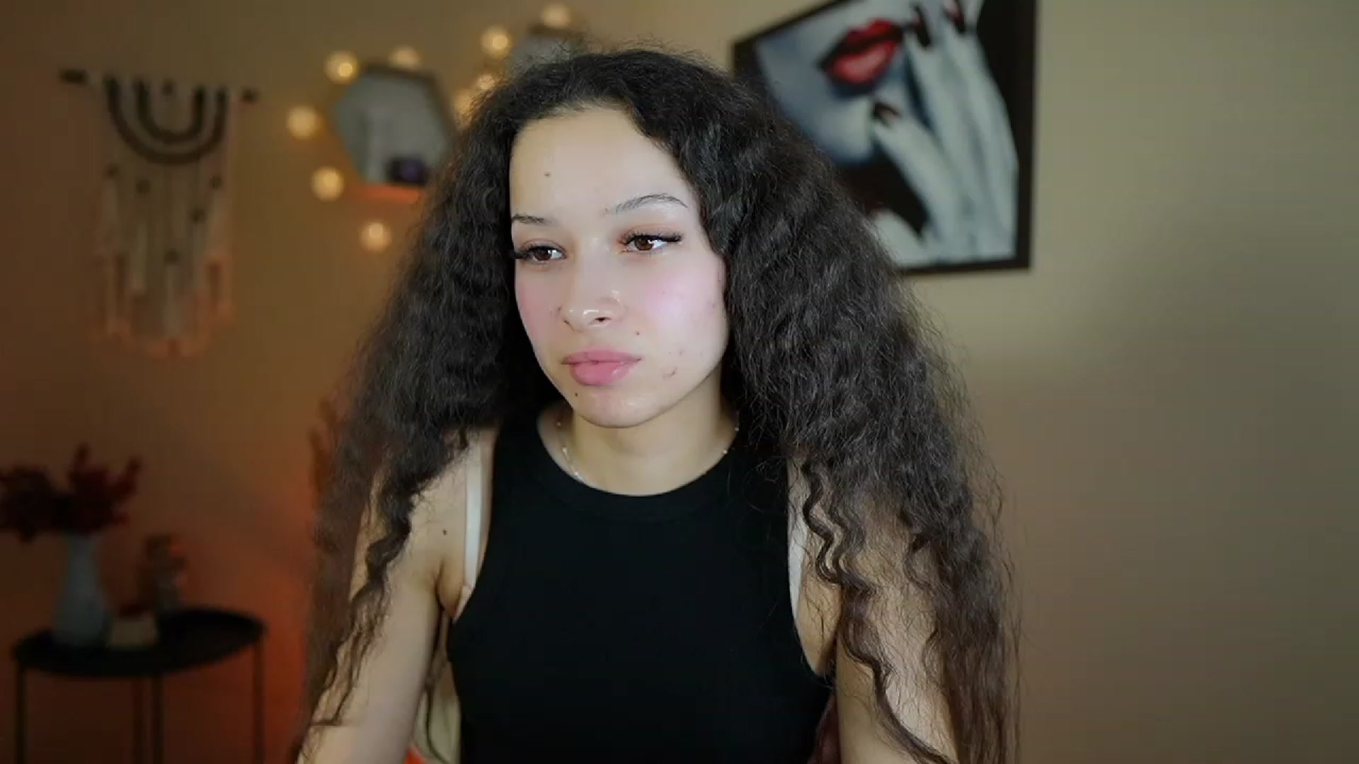 Gallery image thumbnail from Abbie_Maley18's myfreecams stream on, 01/08/2024, 19:12 image 9 of 20