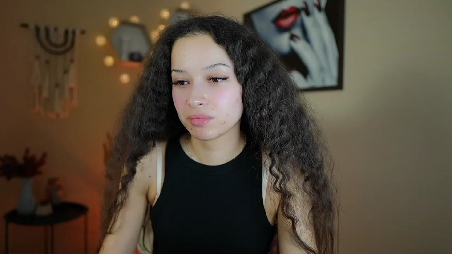 Gallery image thumbnail from Abbie_Maley18's myfreecams stream on, 01/08/2024, 19:12 image 8 of 20