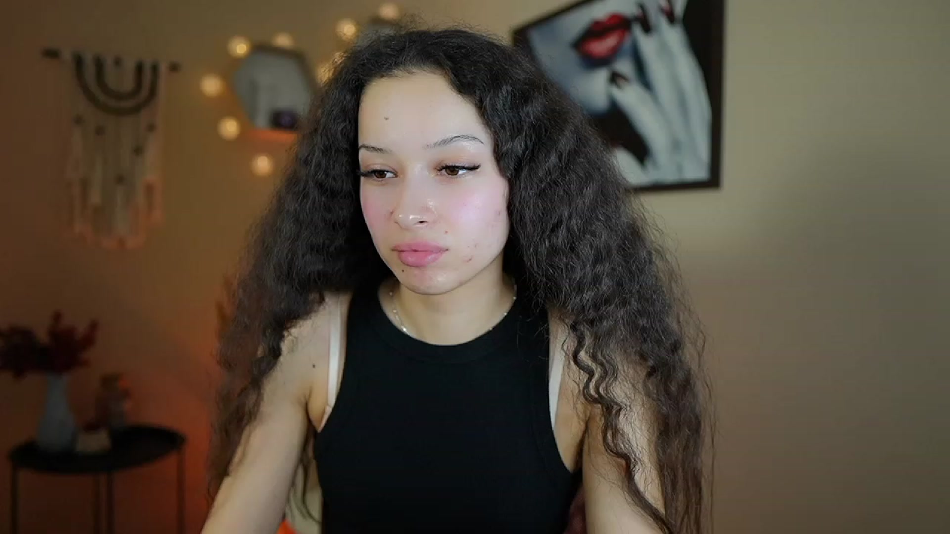 Gallery image thumbnail from Abbie_Maley18's myfreecams stream on, 01/08/2024, 19:12 image 7 of 20