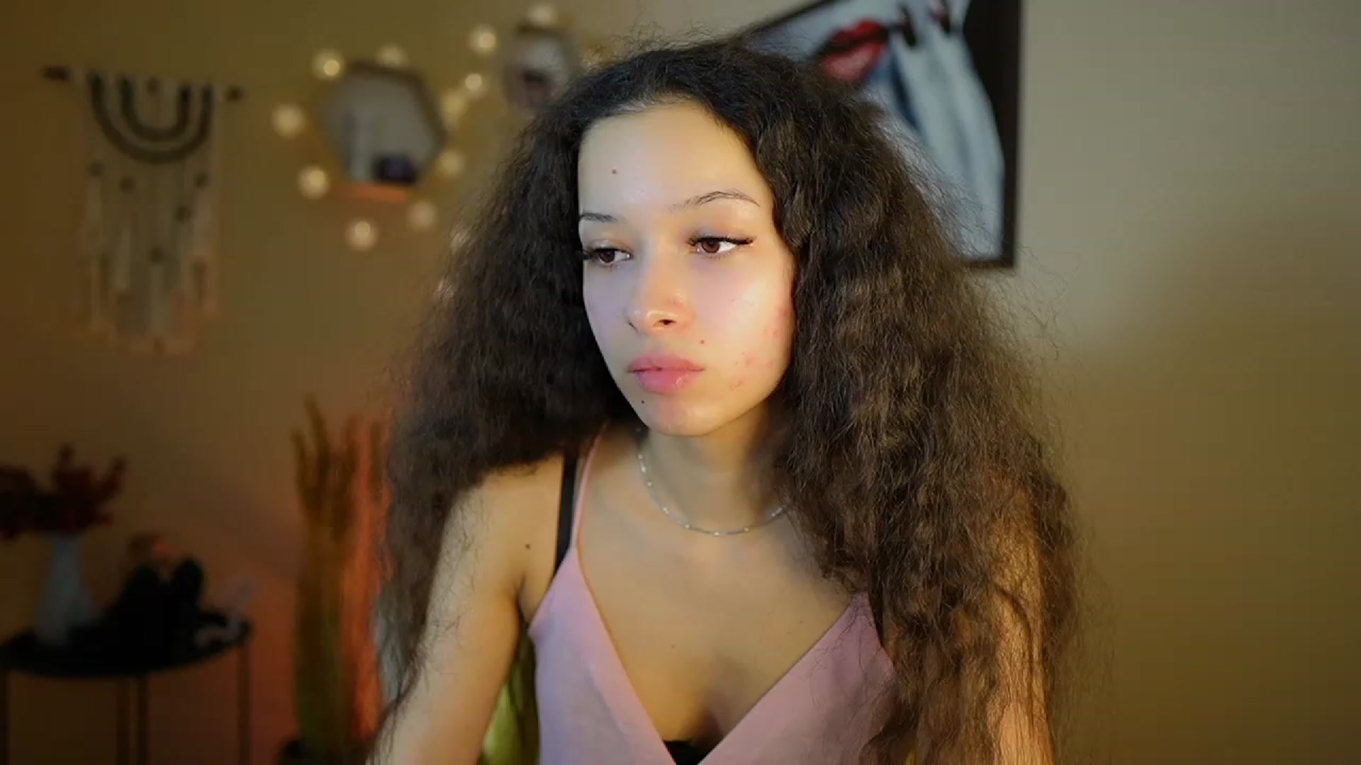 Gallery image thumbnail from Abbie_Maley18's myfreecams stream on, 01/09/2024, 15:17 image 1 of 20