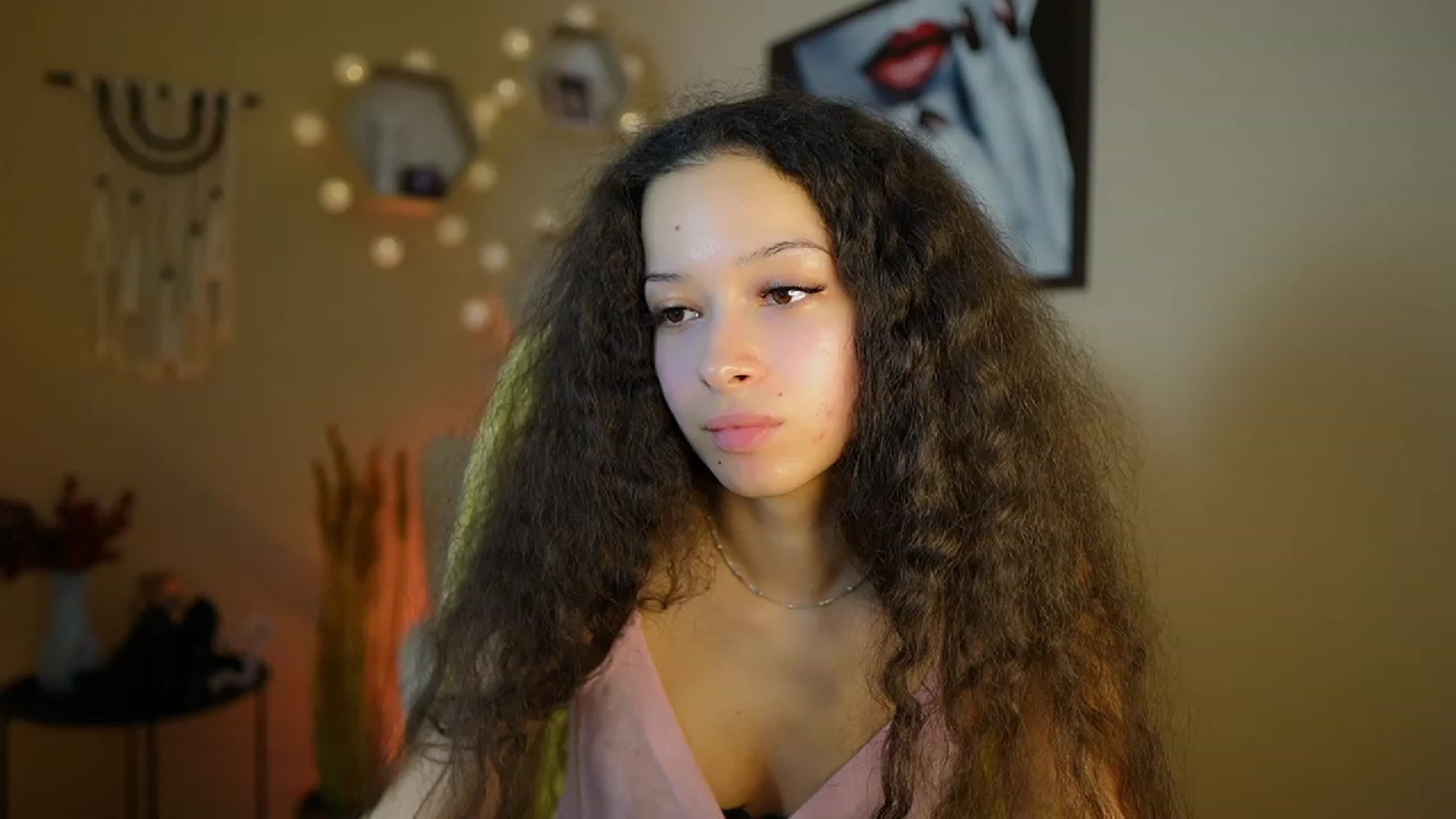 Gallery image thumbnail from Abbie_Maley18's myfreecams stream on, 01/09/2024, 15:17 image 20 of 20