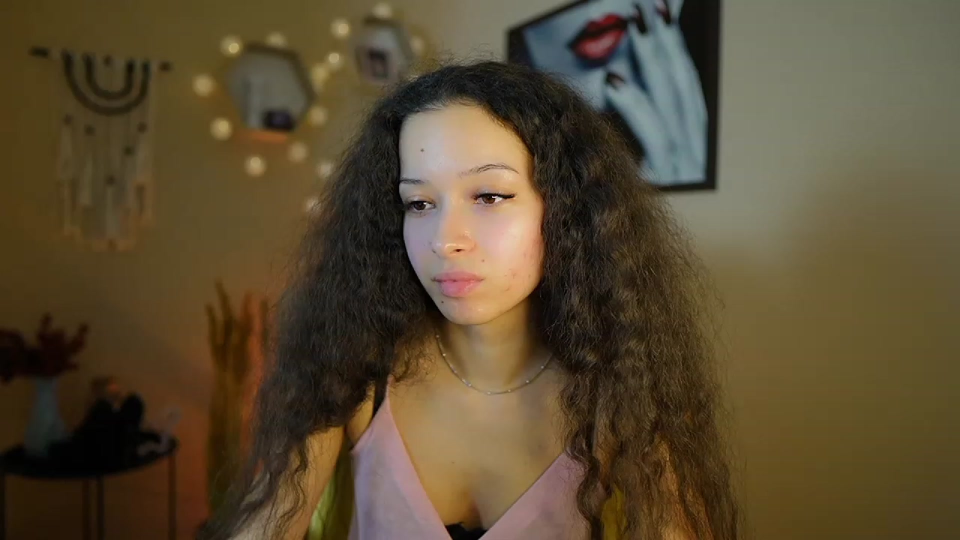 Gallery image thumbnail from Abbie_Maley18's myfreecams stream on, 01/09/2024, 15:17 image 17 of 20