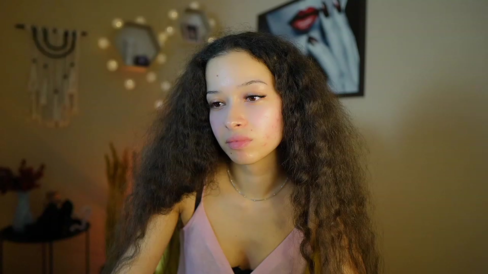 Gallery image thumbnail from Abbie_Maley18's myfreecams stream on, 01/09/2024, 15:17 image 16 of 20