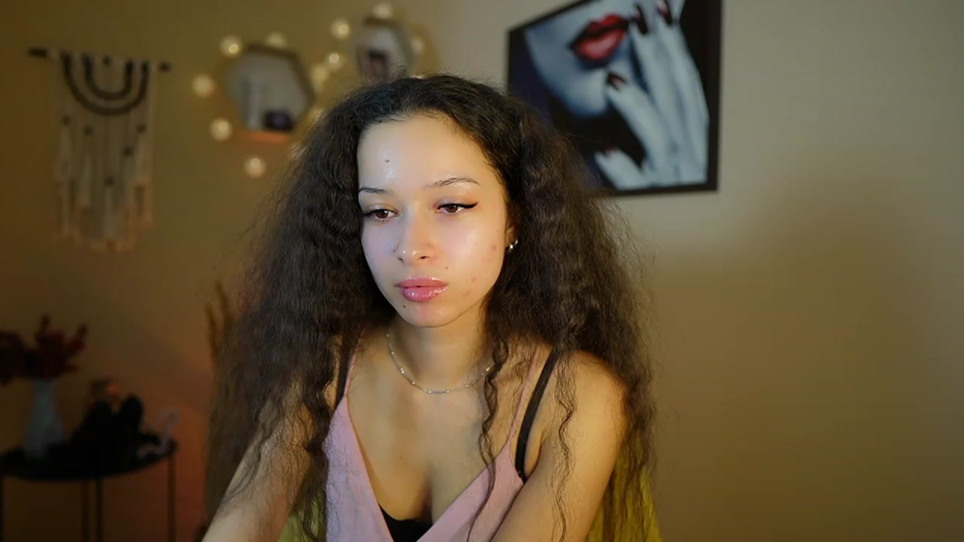Gallery image thumbnail from Abbie_Maley18's myfreecams stream on, 01/09/2024, 16:57 image 18 of 20