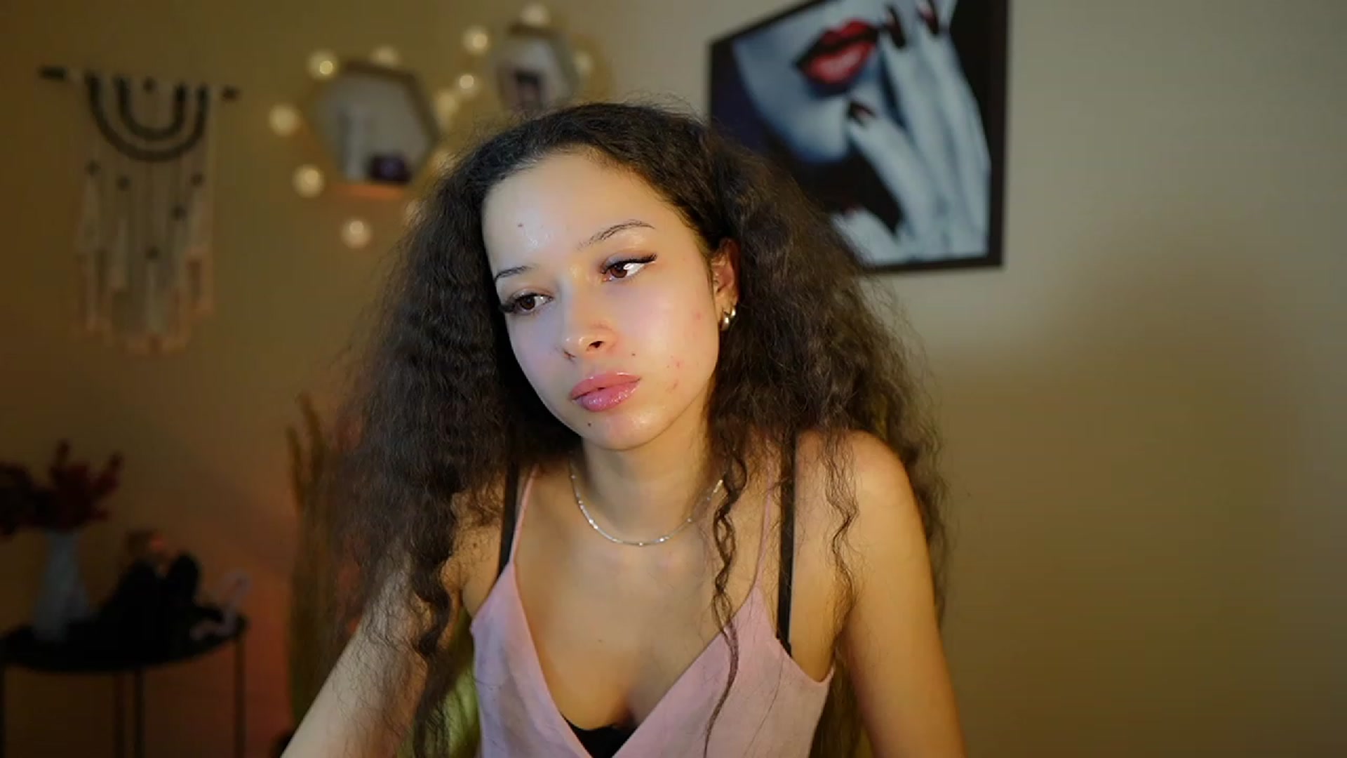 Gallery image thumbnail from Abbie_Maley18's myfreecams stream on, 01/09/2024, 16:57 image 15 of 20