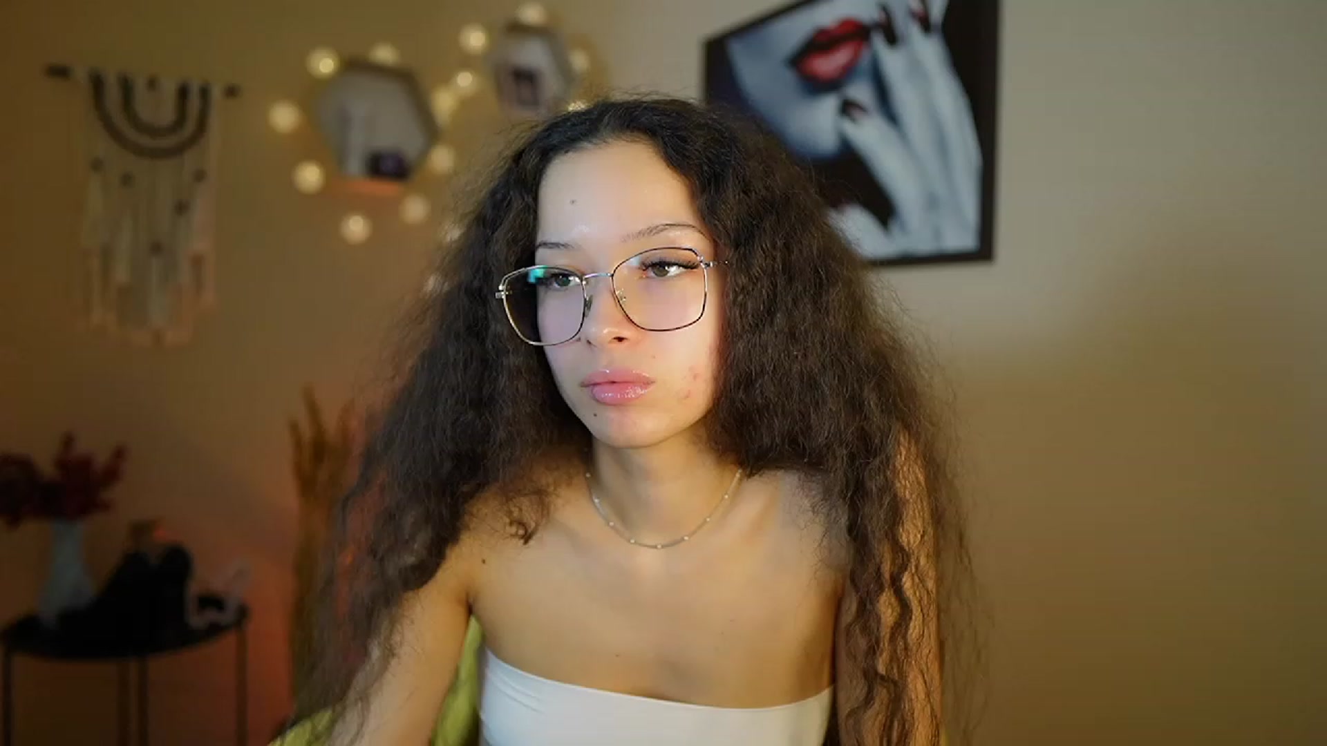 Gallery image thumbnail from Abbie_Maley18's myfreecams stream on, 01/10/2024, 14:53 image 5 of 20