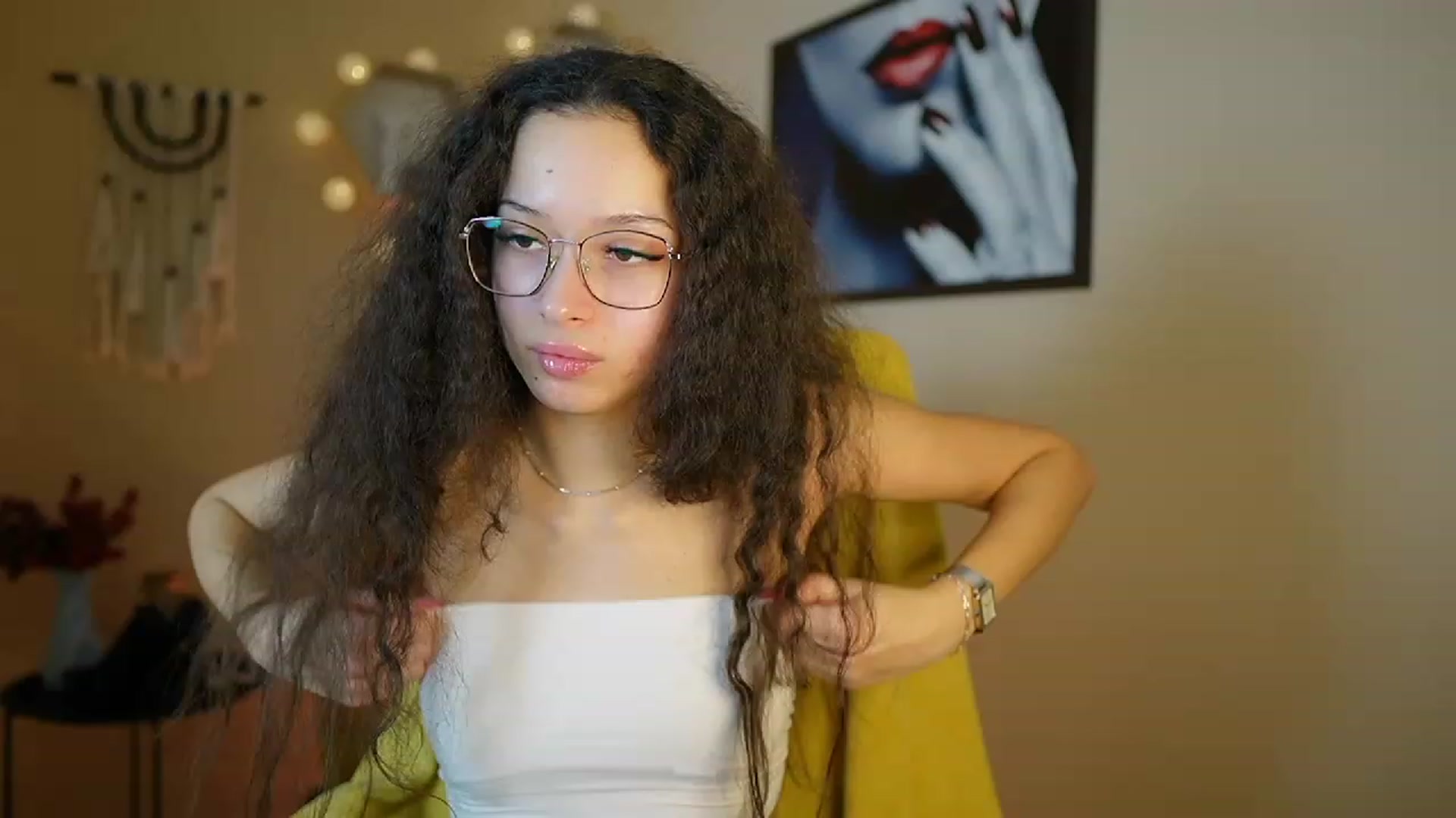 Gallery image thumbnail from Abbie_Maley18's myfreecams stream on, 01/10/2024, 14:53 image 10 of 20