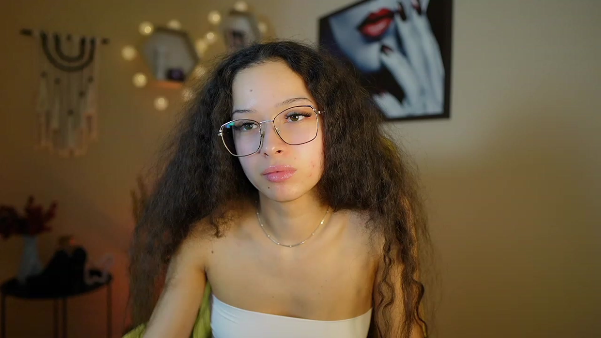 Gallery image thumbnail from Abbie_Maley18's myfreecams stream on, 01/10/2024, 14:53 image 4 of 20