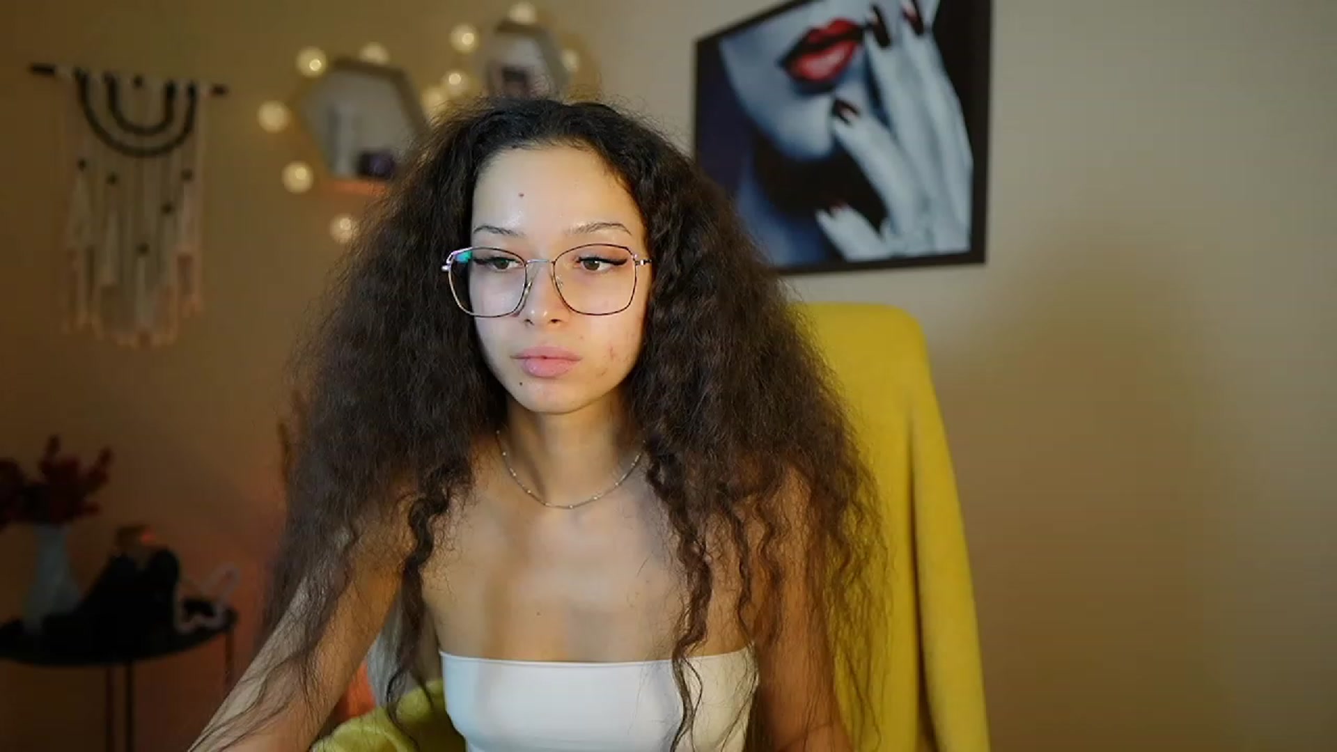 Gallery image thumbnail from Abbie_Maley18's myfreecams stream on, 01/10/2024, 16:54 image 1 of 20