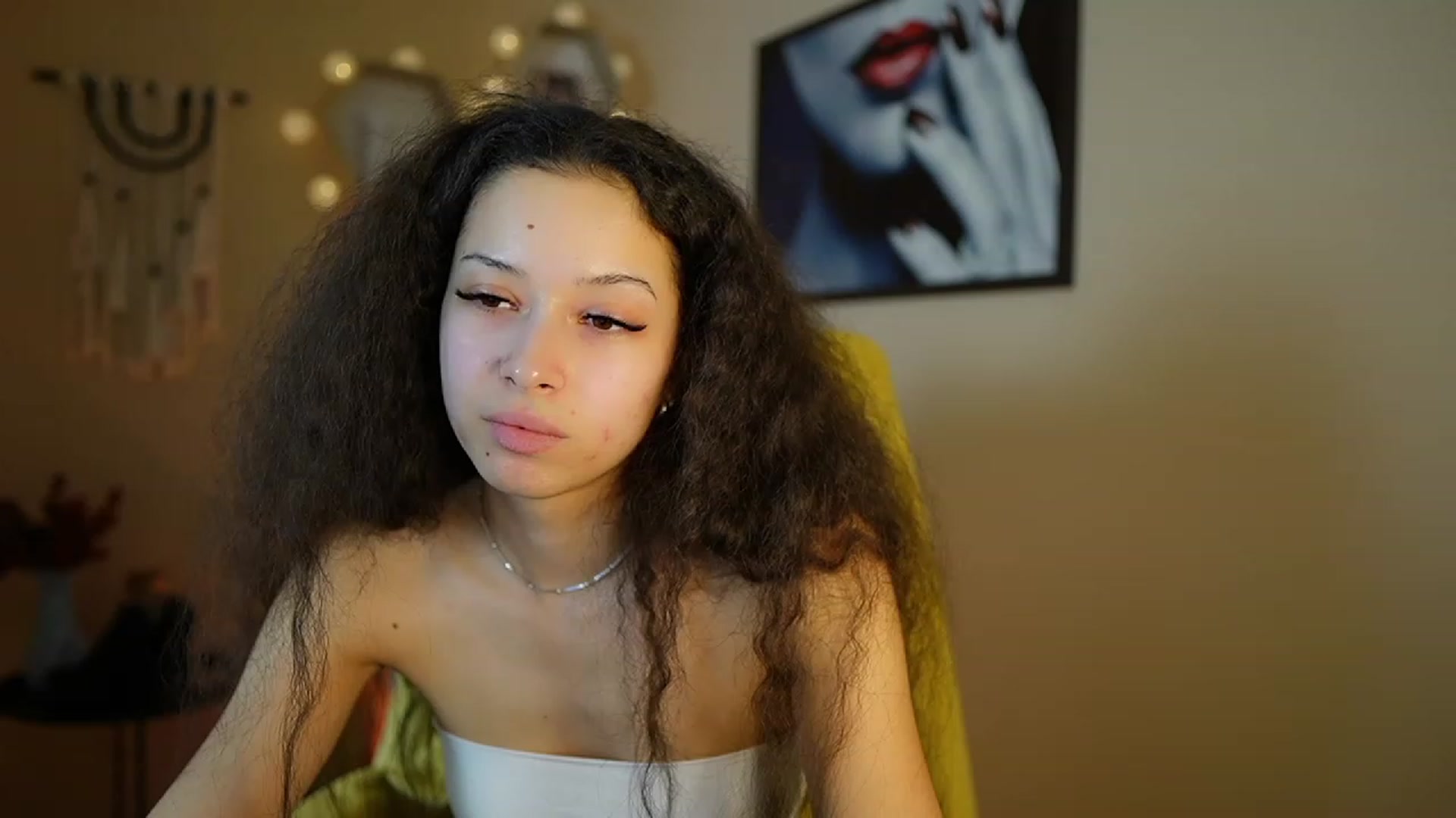 Gallery image thumbnail from Abbie_Maley18's myfreecams stream on, 01/10/2024, 16:54 image 9 of 20