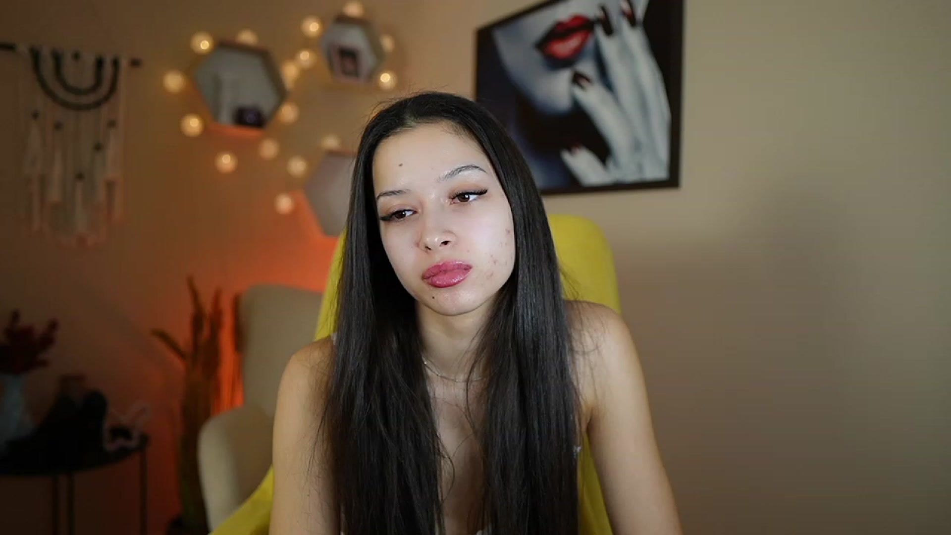 Gallery image thumbnail from Abbie_Maley18's myfreecams stream on, 01/11/2024, 18:40 image 9 of 20