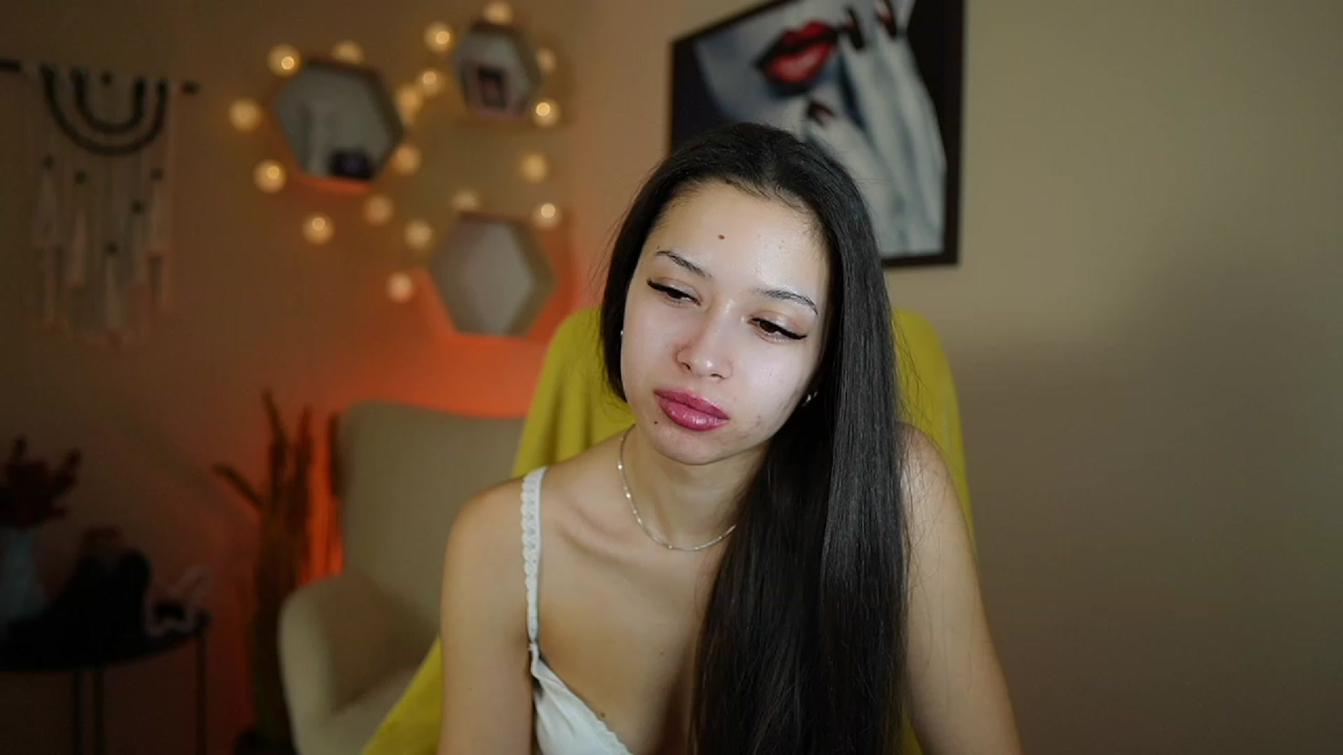 Gallery image thumbnail from Abbie_Maley18's myfreecams stream on, 01/11/2024, 18:40 image 19 of 20