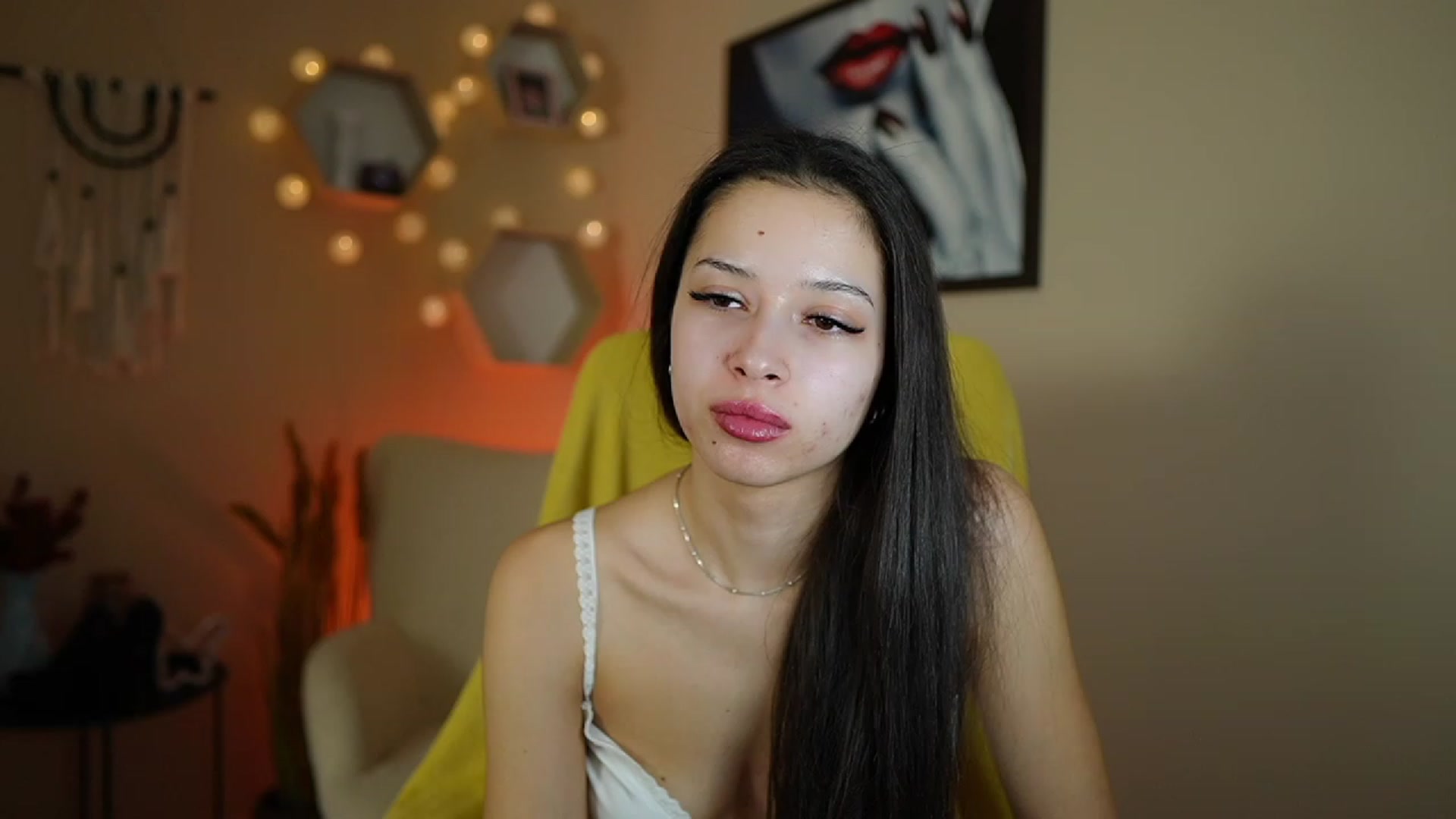 Gallery image thumbnail from Abbie_Maley18's myfreecams stream on, 01/11/2024, 18:40 image 18 of 20