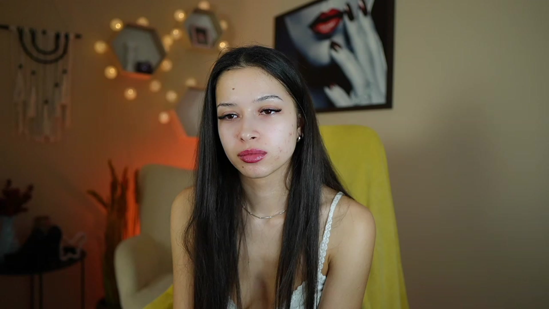 Gallery image thumbnail from Abbie_Maley18's myfreecams stream on, 01/11/2024, 18:40 image 4 of 20
