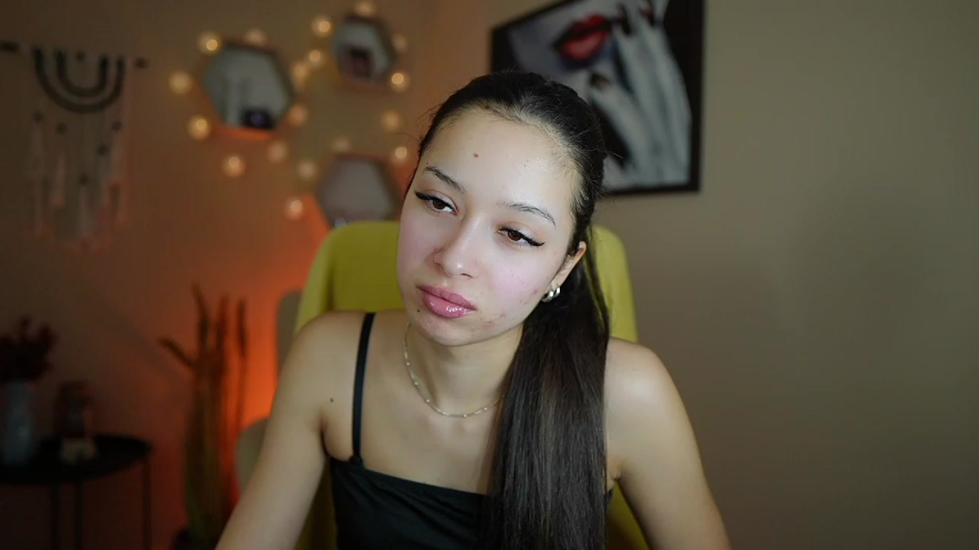 Gallery image thumbnail from Abbie_Maley18's myfreecams stream on, 01/15/2024, 15:35 image 14 of 20