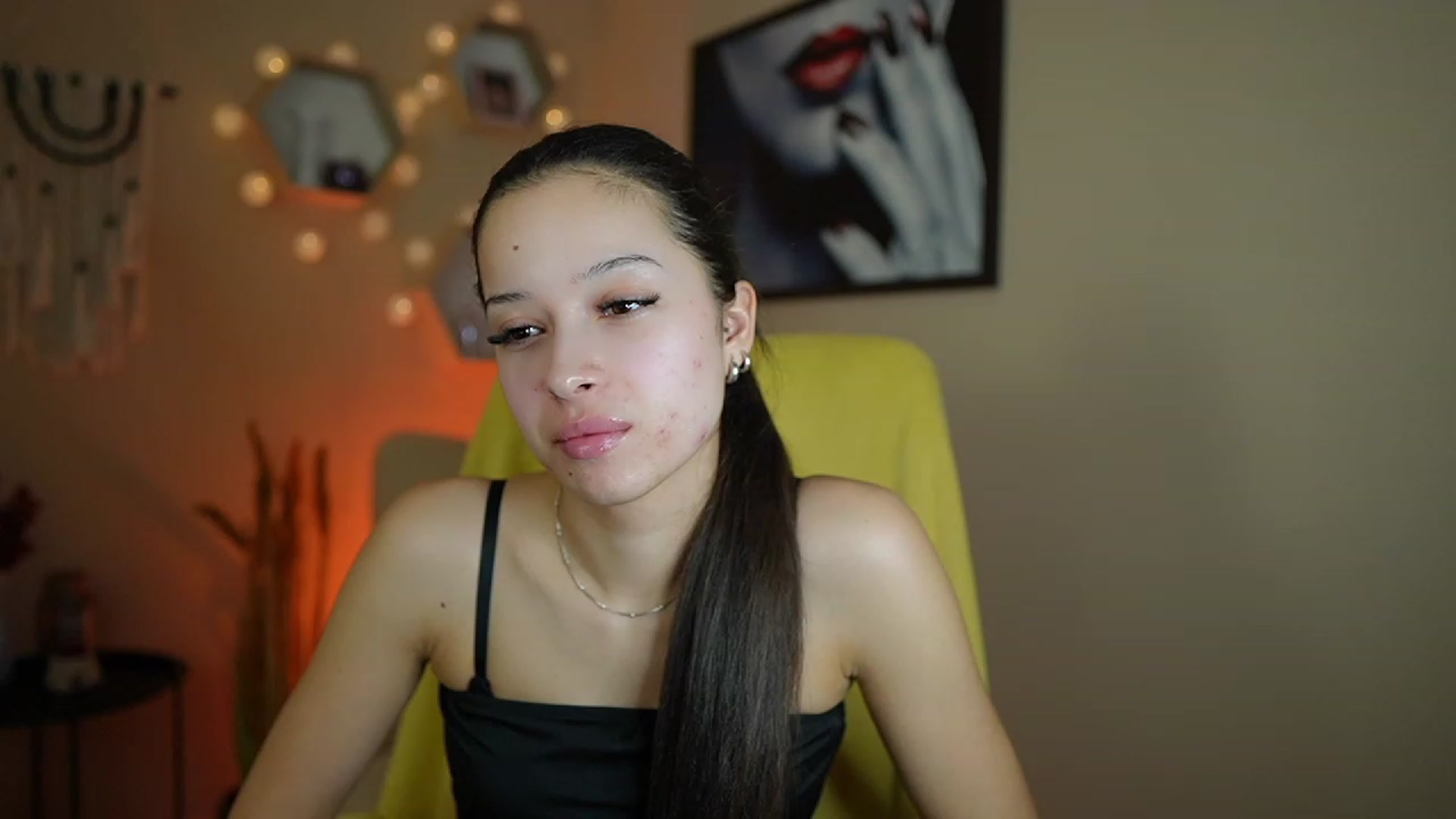 Gallery image thumbnail from Abbie_Maley18's myfreecams stream on, 01/15/2024, 18:49 image 14 of 20