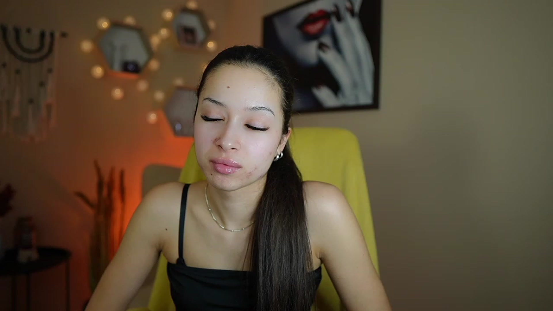 Gallery image thumbnail from Abbie_Maley18's myfreecams stream on, 01/15/2024, 18:49 image 16 of 20