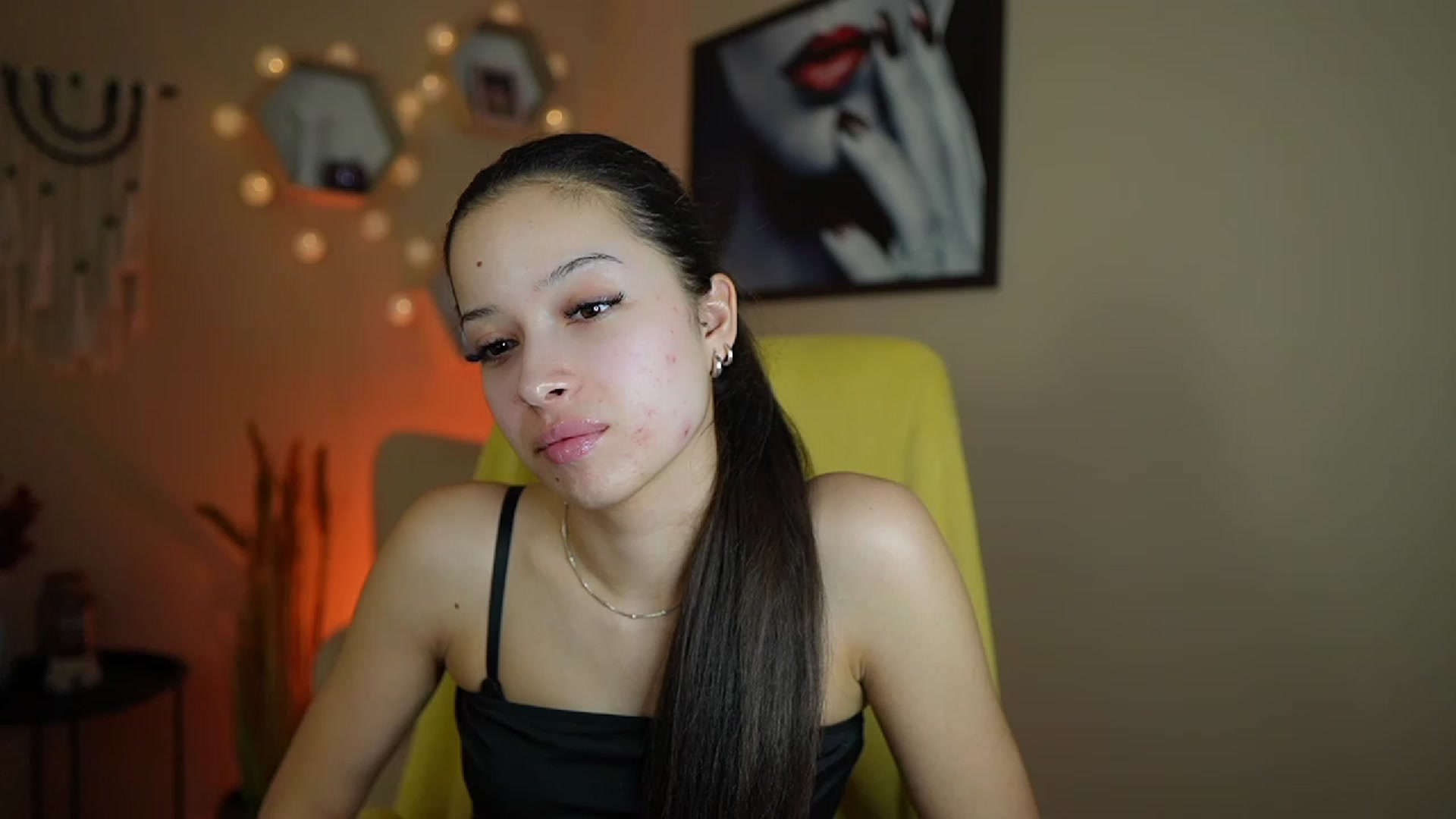 Gallery image thumbnail from Abbie_Maley18's myfreecams stream on, 01/15/2024, 18:49 image 17 of 20