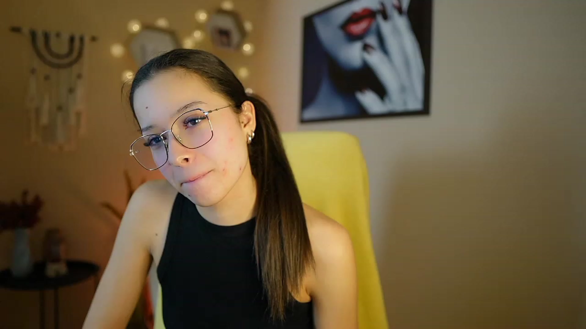 Gallery image thumbnail from Abbie_Maley18's myfreecams stream on, 01/16/2024, 15:59 image 5 of 20