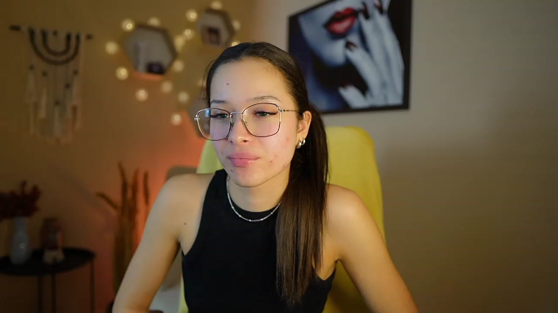 Gallery image thumbnail from Abbie_Maley18's myfreecams stream on, 01/16/2024, 15:59 image 17 of 20