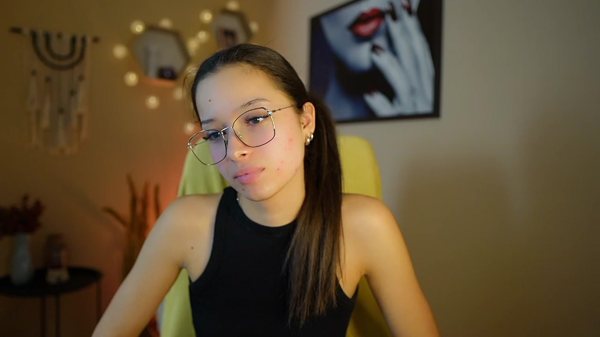 Gallery image thumbnail from Abbie_Maley18's myfreecams stream on, 01/16/2024, 15:59 image 1 of 20