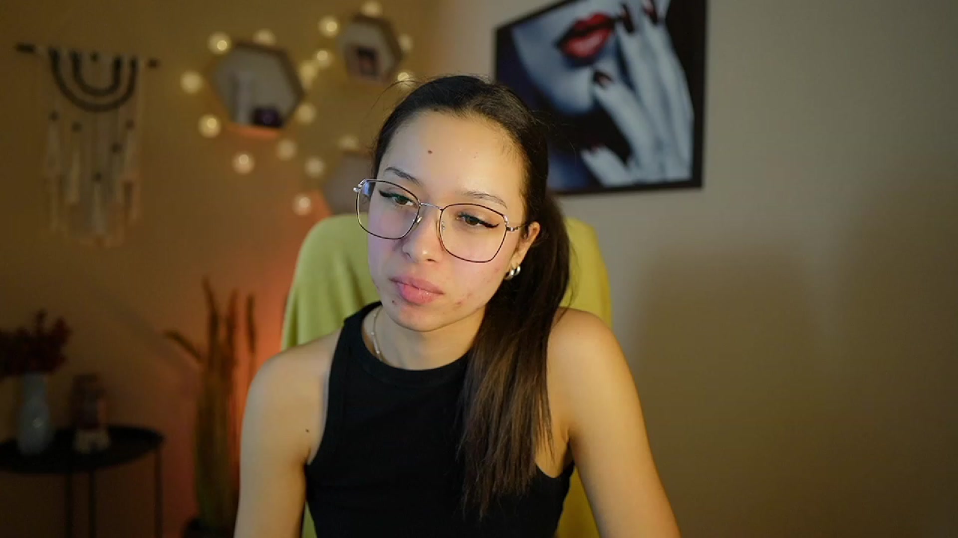 Gallery image thumbnail from Abbie_Maley18's myfreecams stream on, 01/16/2024, 15:59 image 4 of 20