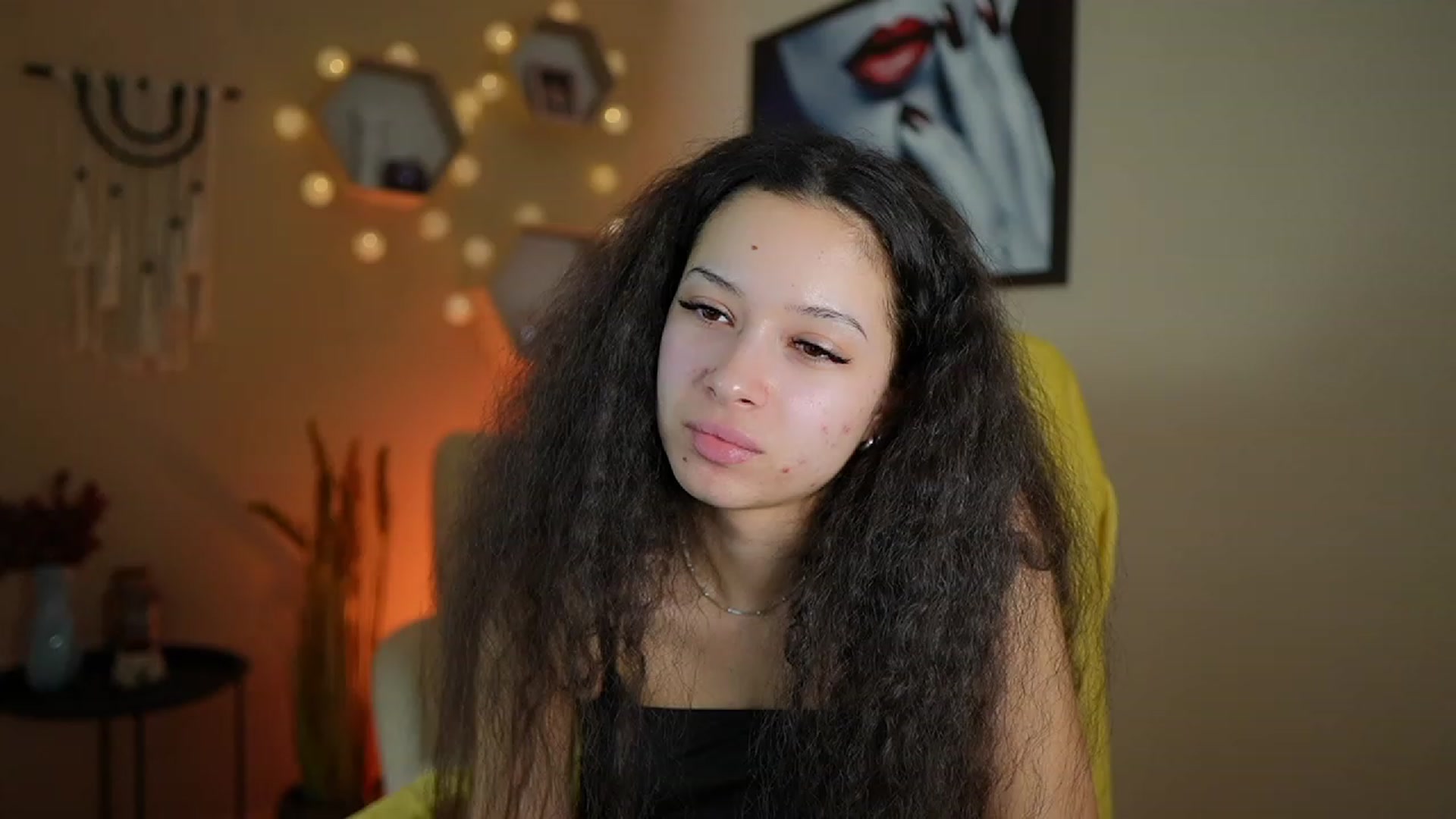 Gallery image thumbnail from Abbie_Maley18's myfreecams stream on, 01/18/2024, 18:37 image 8 of 20