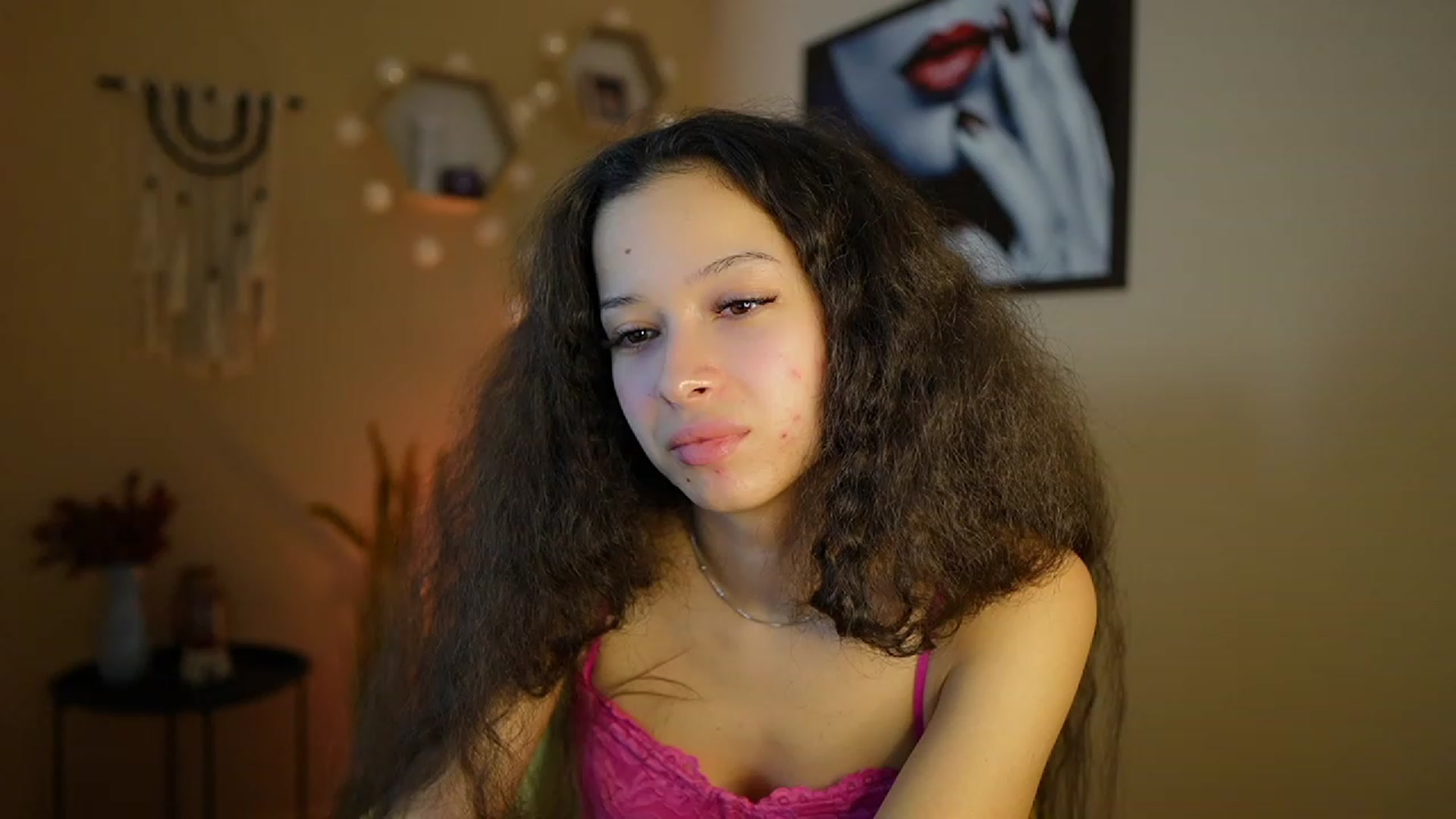 Gallery image thumbnail from Abbie_Maley18's myfreecams stream on, 01/19/2024, 17:26 image 6 of 20