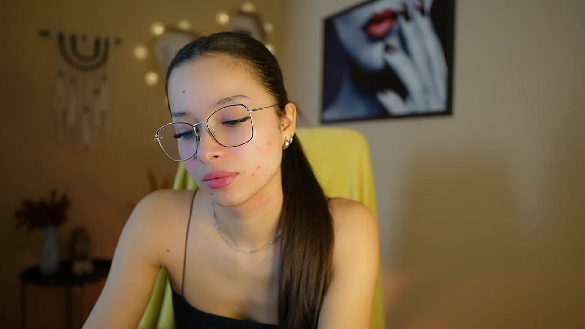 Gallery image thumbnail from Abbie_Maley18's myfreecams stream on, 01/21/2024, 15:16 image 3 of 20