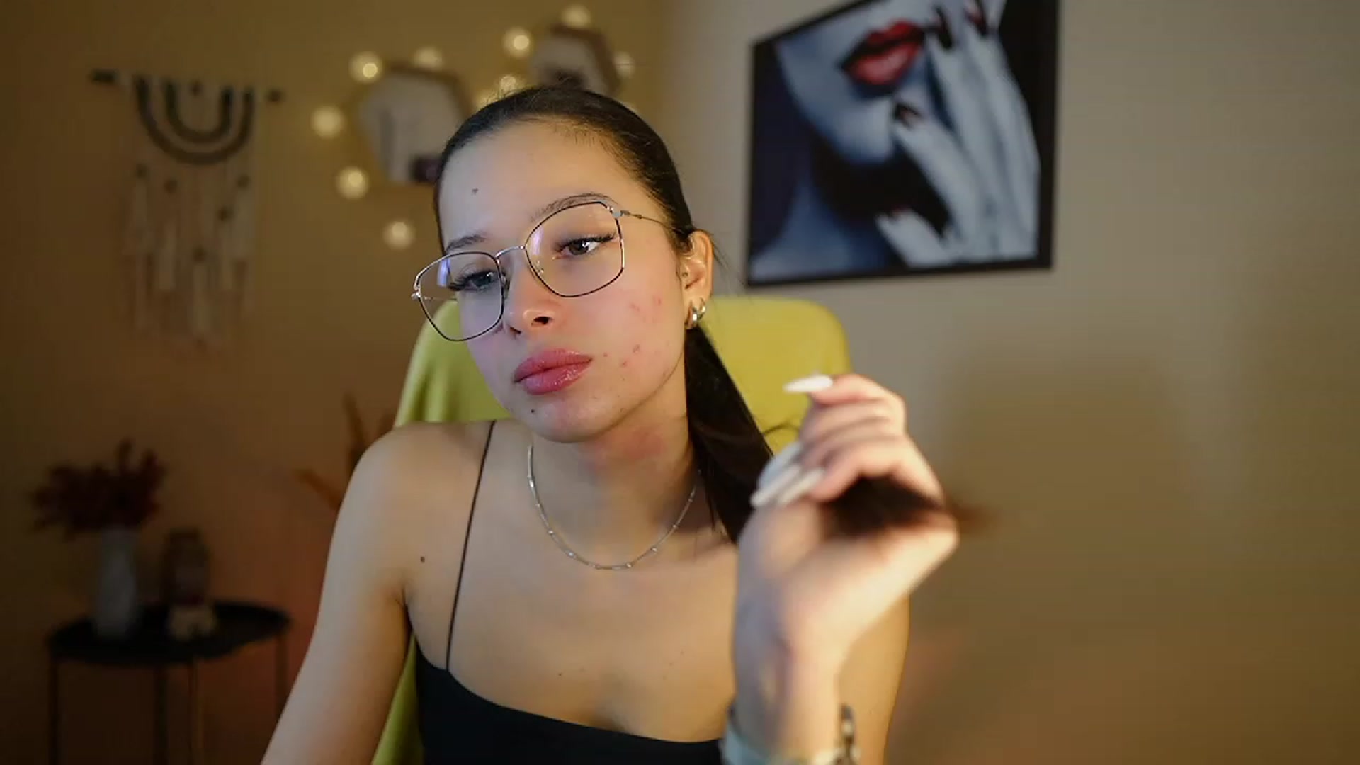Gallery image thumbnail from Abbie_Maley18's myfreecams stream on, 01/21/2024, 15:16 image 4 of 20