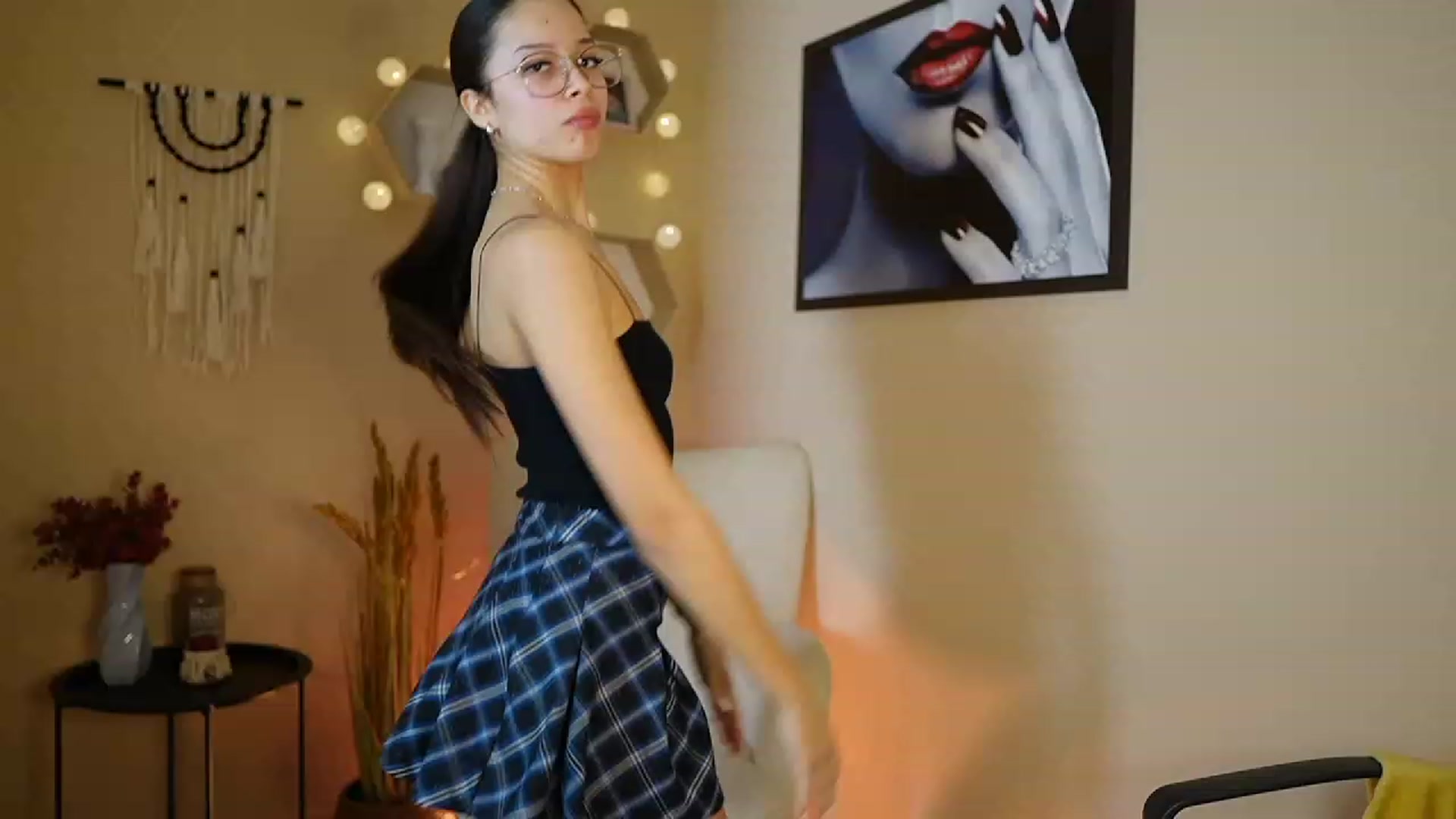 Gallery image thumbnail from Abbie_Maley18's myfreecams stream on, 01/21/2024, 15:16 image 16 of 20