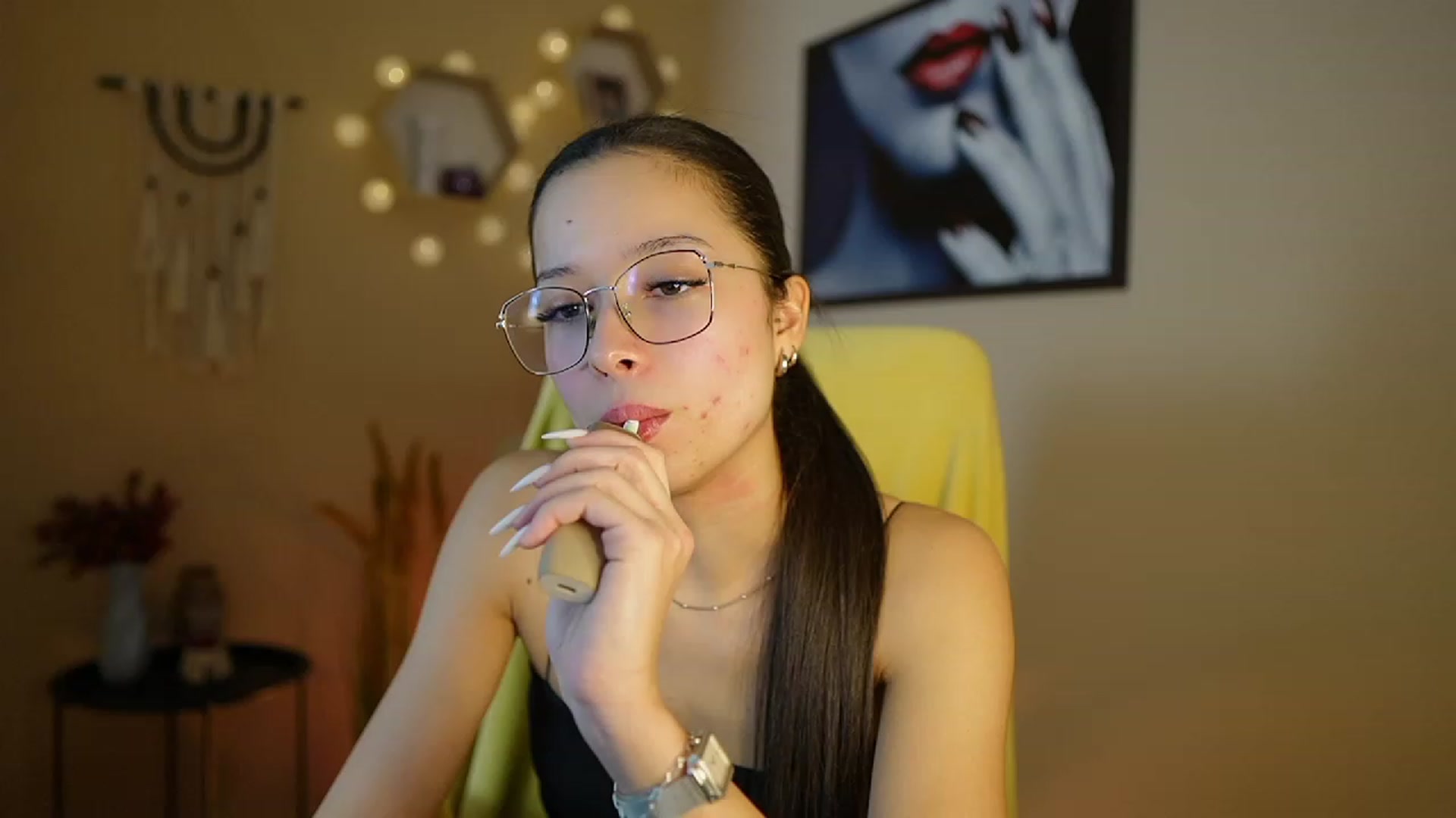 Gallery image thumbnail from Abbie_Maley18's myfreecams stream on, 01/21/2024, 15:16 image 12 of 20