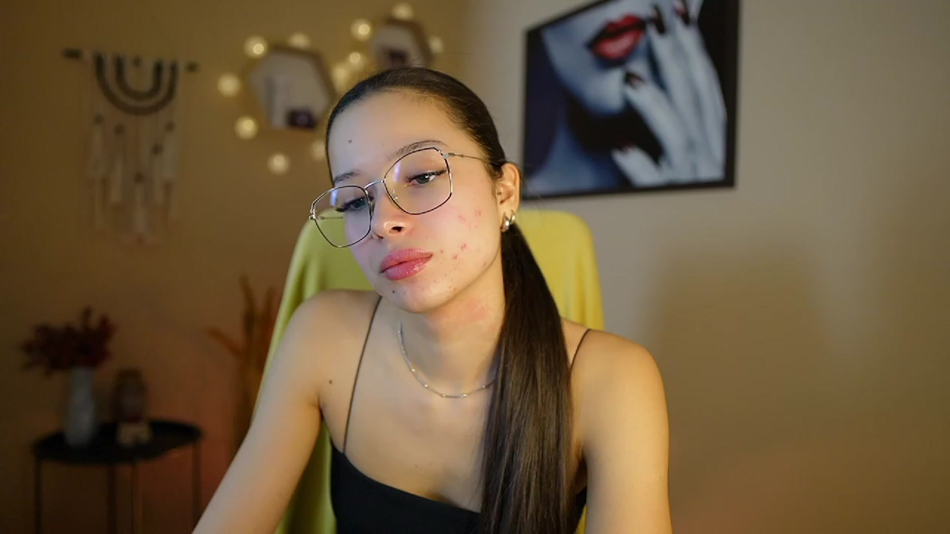 Gallery image thumbnail from Abbie_Maley18's myfreecams stream on, 01/21/2024, 15:16 image 6 of 20