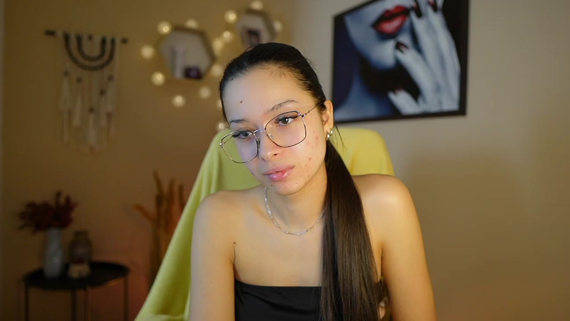 Gallery image thumbnail from Abbie_Maley18's myfreecams stream on, 01/25/2024, 18:55 image 9 of 20