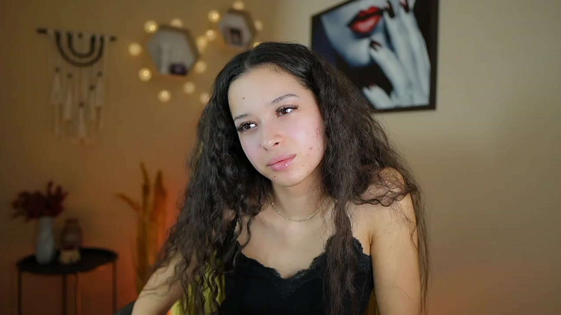 Gallery image thumbnail from Abbie_Maley18's myfreecams stream on, 01/27/2024, 14:16 image 5 of 20