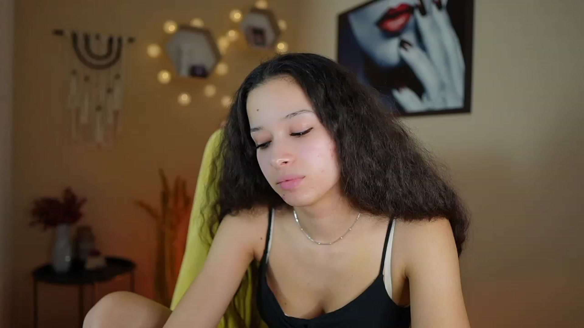 Gallery image thumbnail from Abbie_Maley18's myfreecams stream on, 01/29/2024, 18:44 image 3 of 20